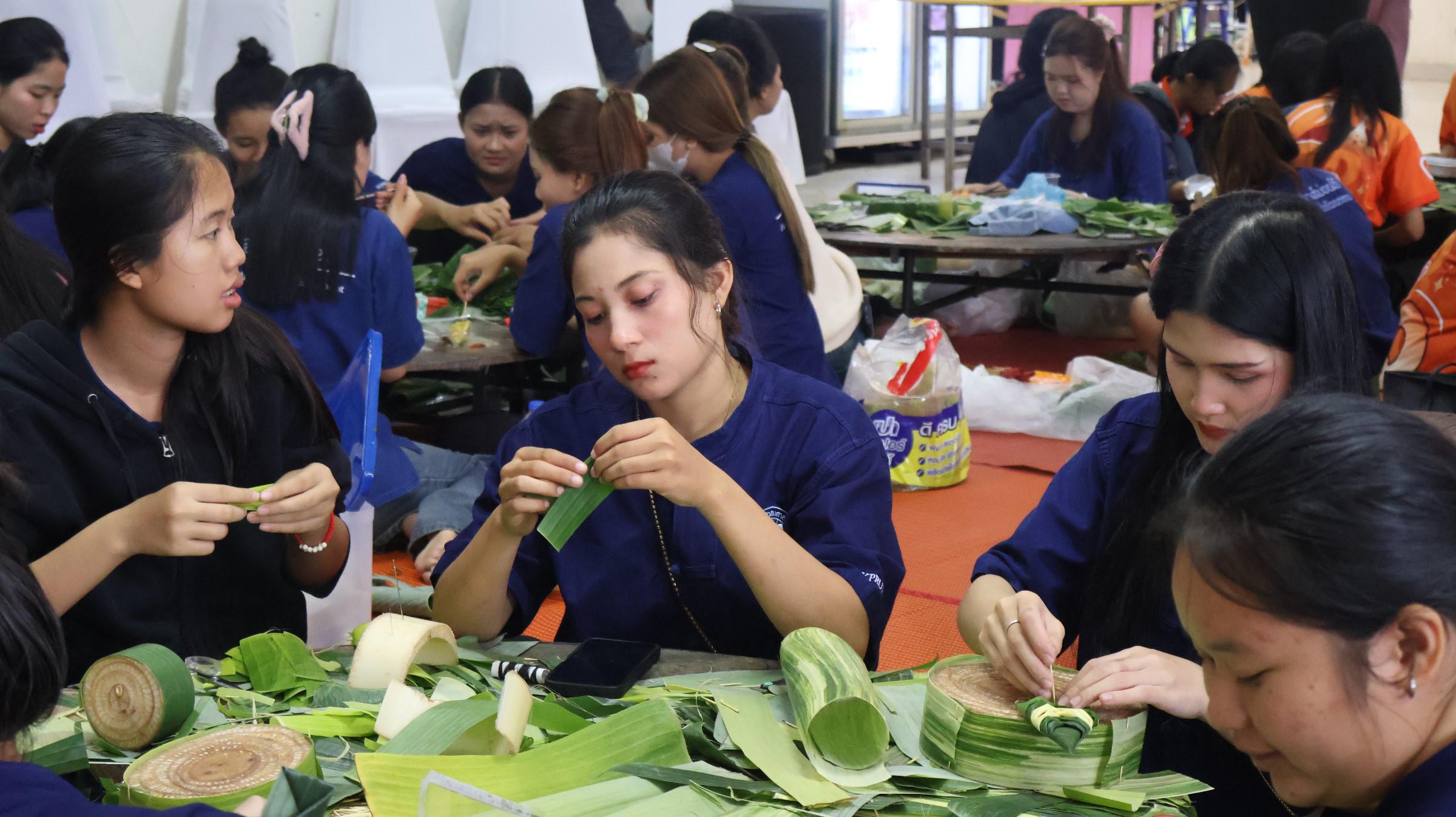 115. กิจกรรมวันลอยกระทง