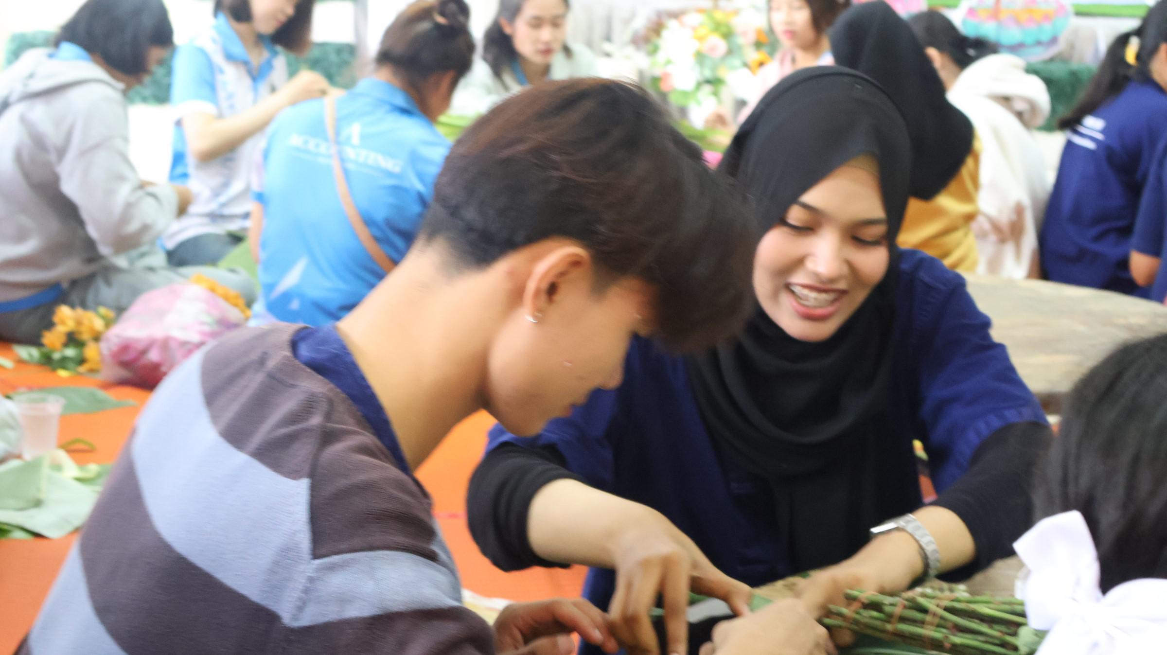 122. กิจกรรมวันลอยกระทง