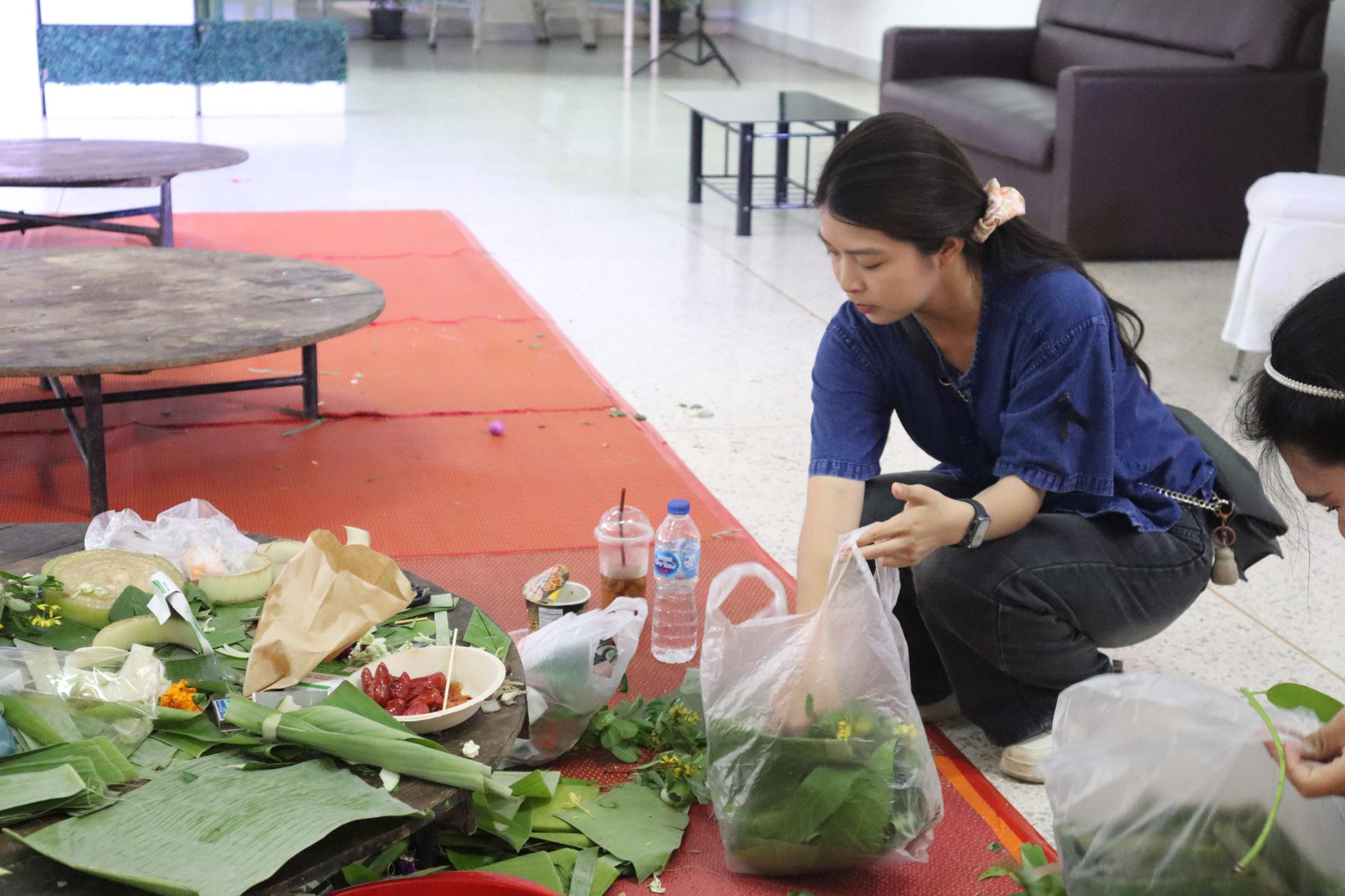 284. กิจกรรมวันลอยกระทง