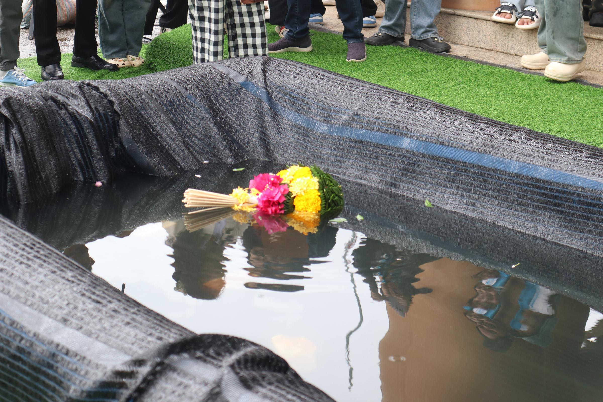 330. กิจกรรมวันลอยกระทง