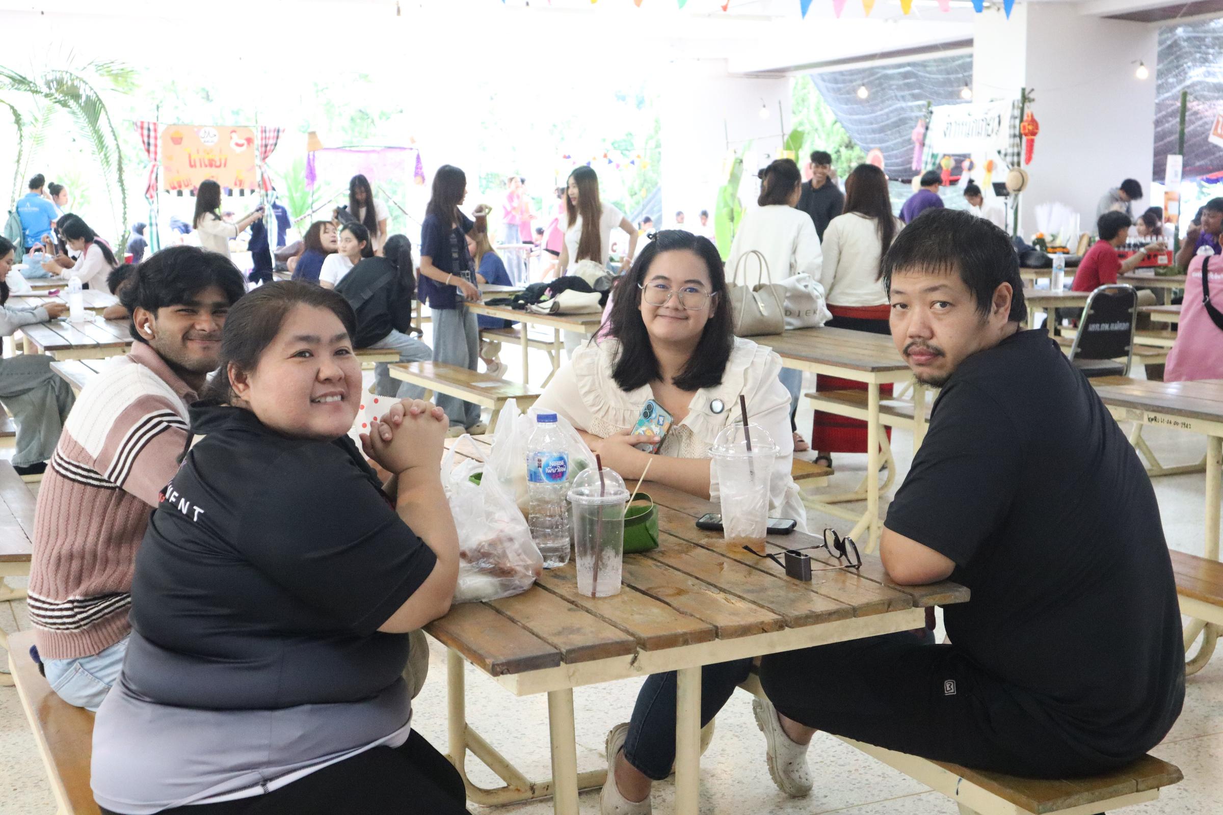 357. กิจกรรมวันลอยกระทง