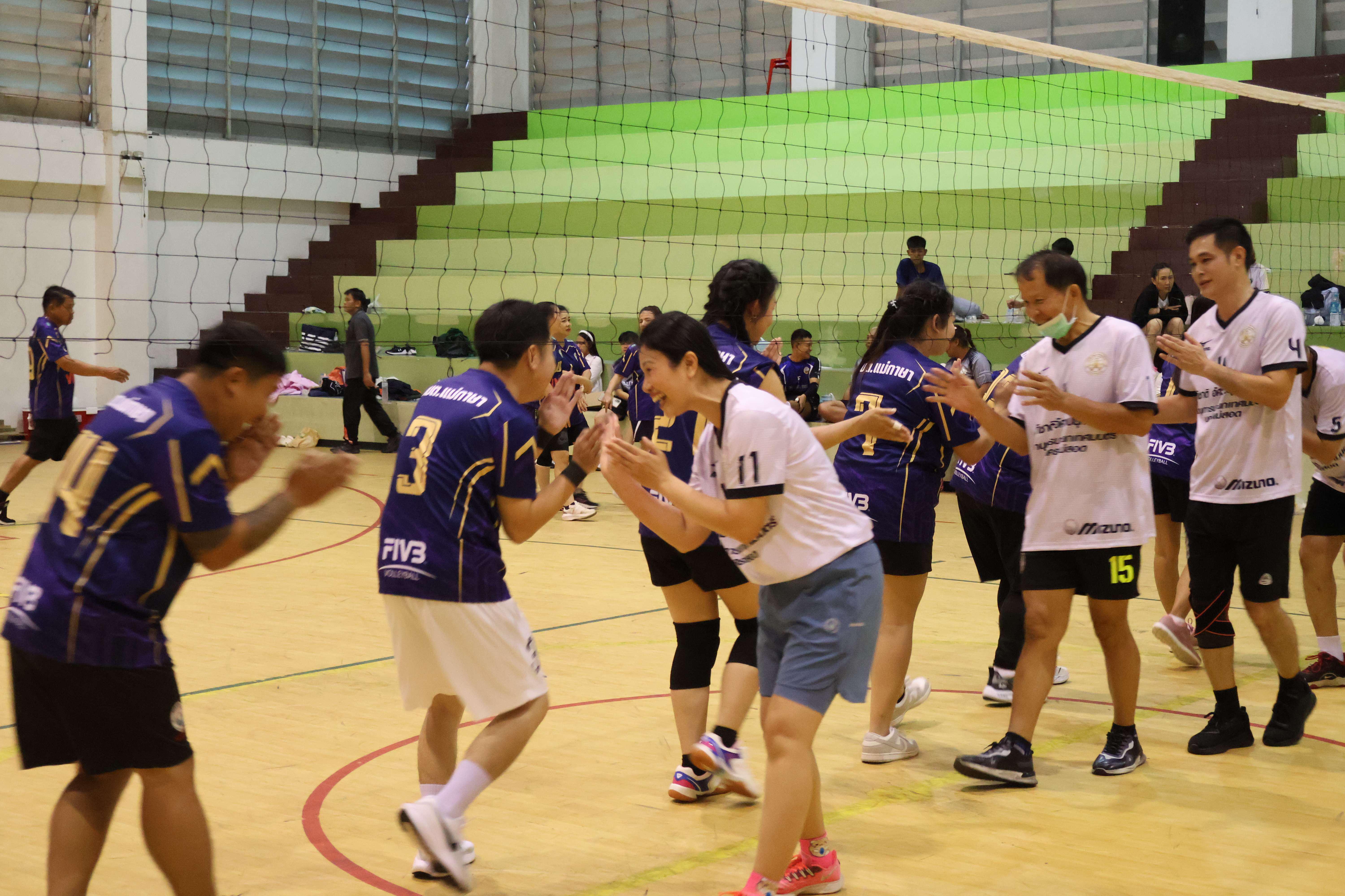 79. การแข่งขันกีฬาวอลเลย์บอลเชื่อมความสัมพันธ์ระหว่างหน่วยงาน คู่ที่ 1 - 8