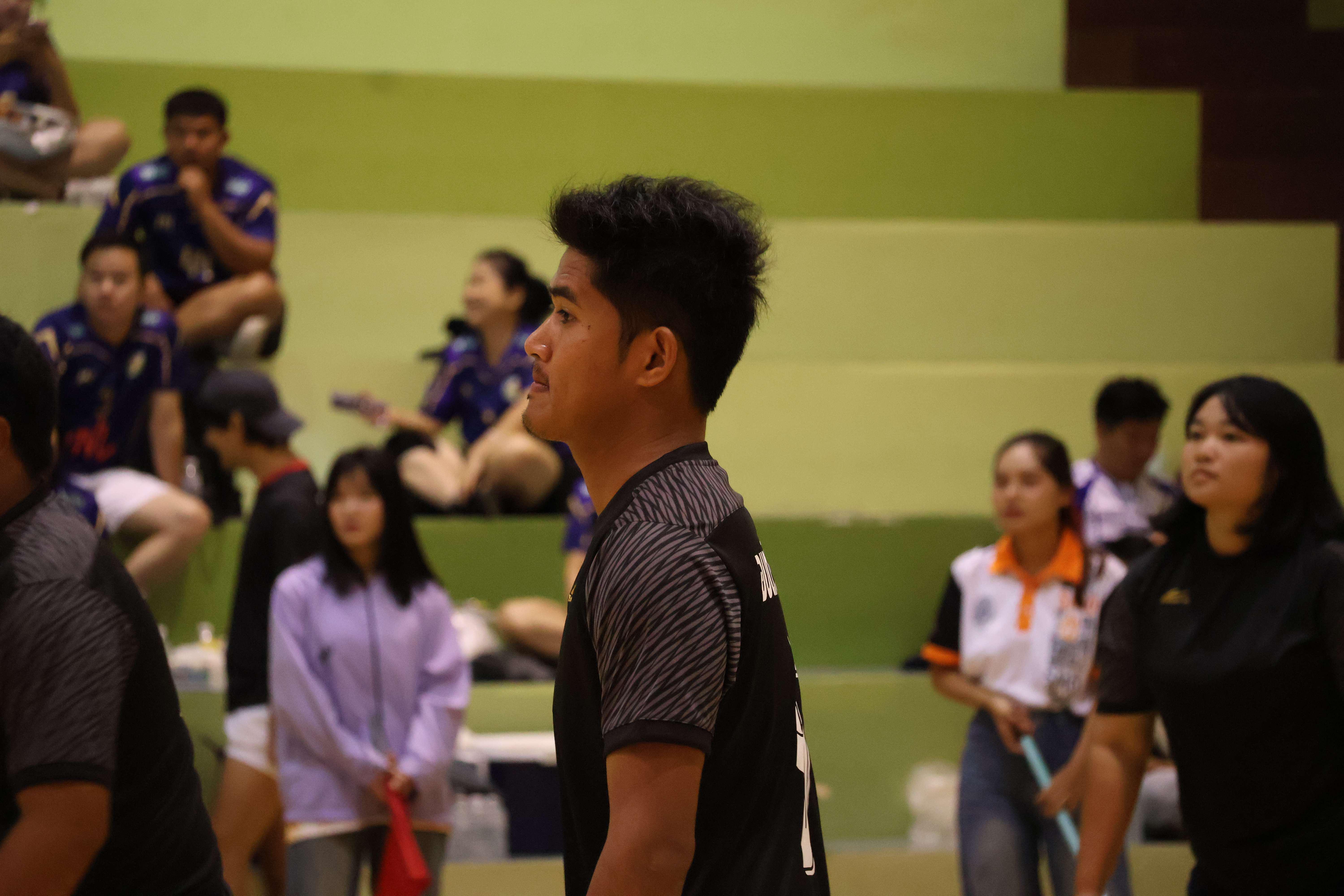 91. การแข่งขันกีฬาวอลเลย์บอลเชื่อมความสัมพันธ์ระหว่างหน่วยงาน คู่ที่ 1 - 8