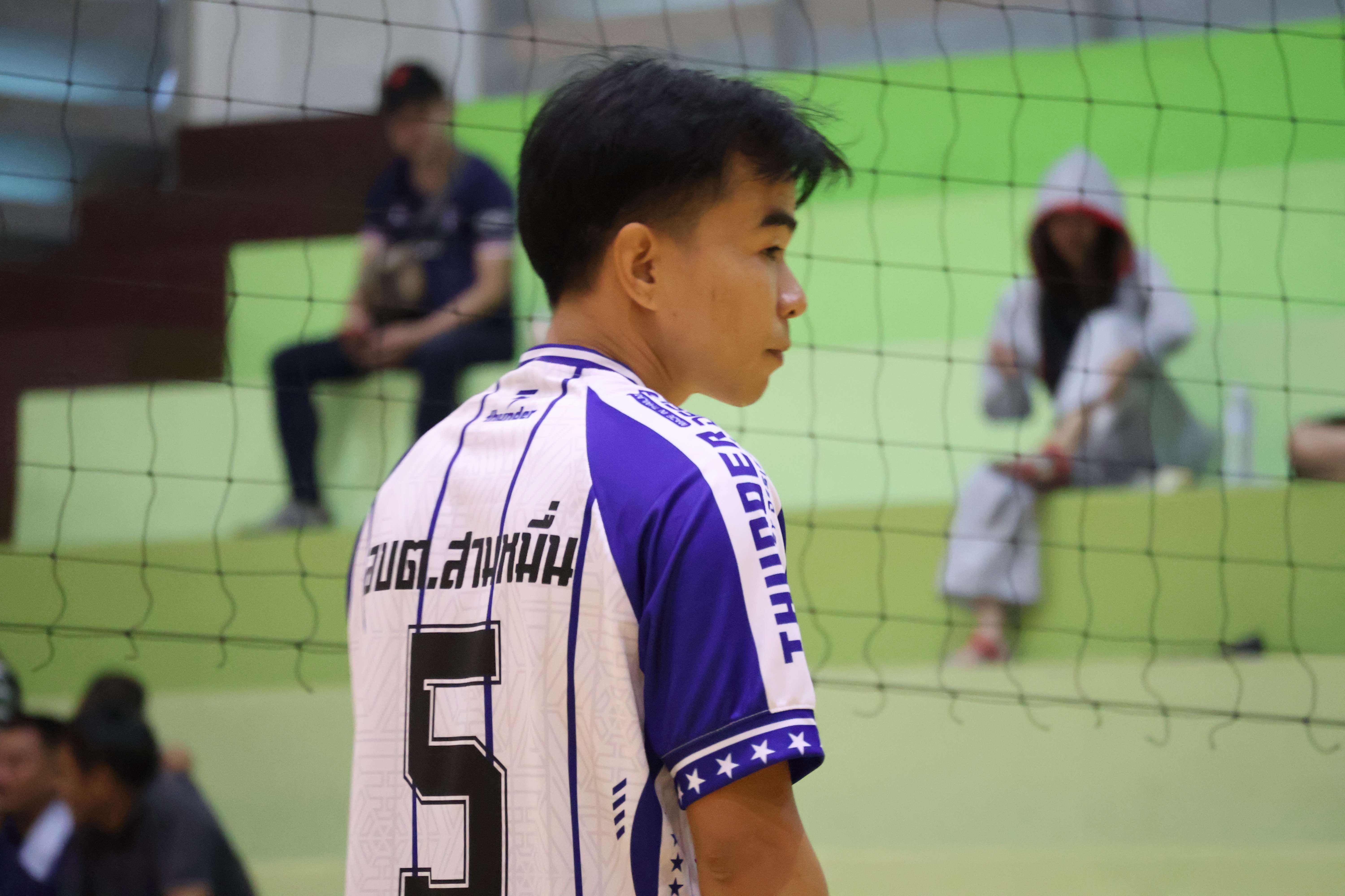 137. การแข่งขันกีฬาวอลเลย์บอลเชื่อมความสัมพันธ์ระหว่างหน่วยงาน คู่ที่ 1 - 8