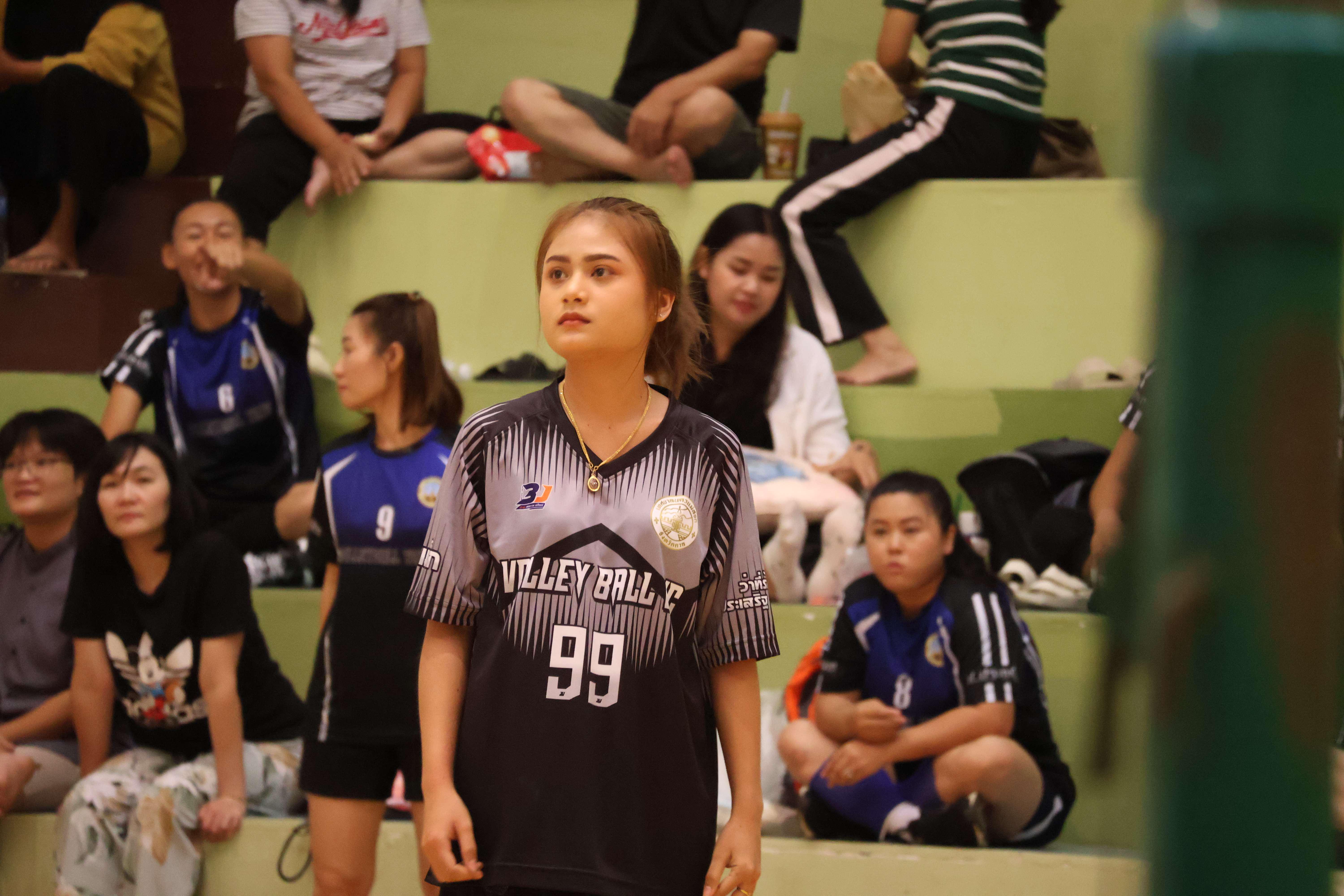 299. การแข่งขันกีฬาวอลเลย์บอลเชื่อมความสัมพันธ์ระหว่างหน่วยงาน คู่ที่ 1 - 8