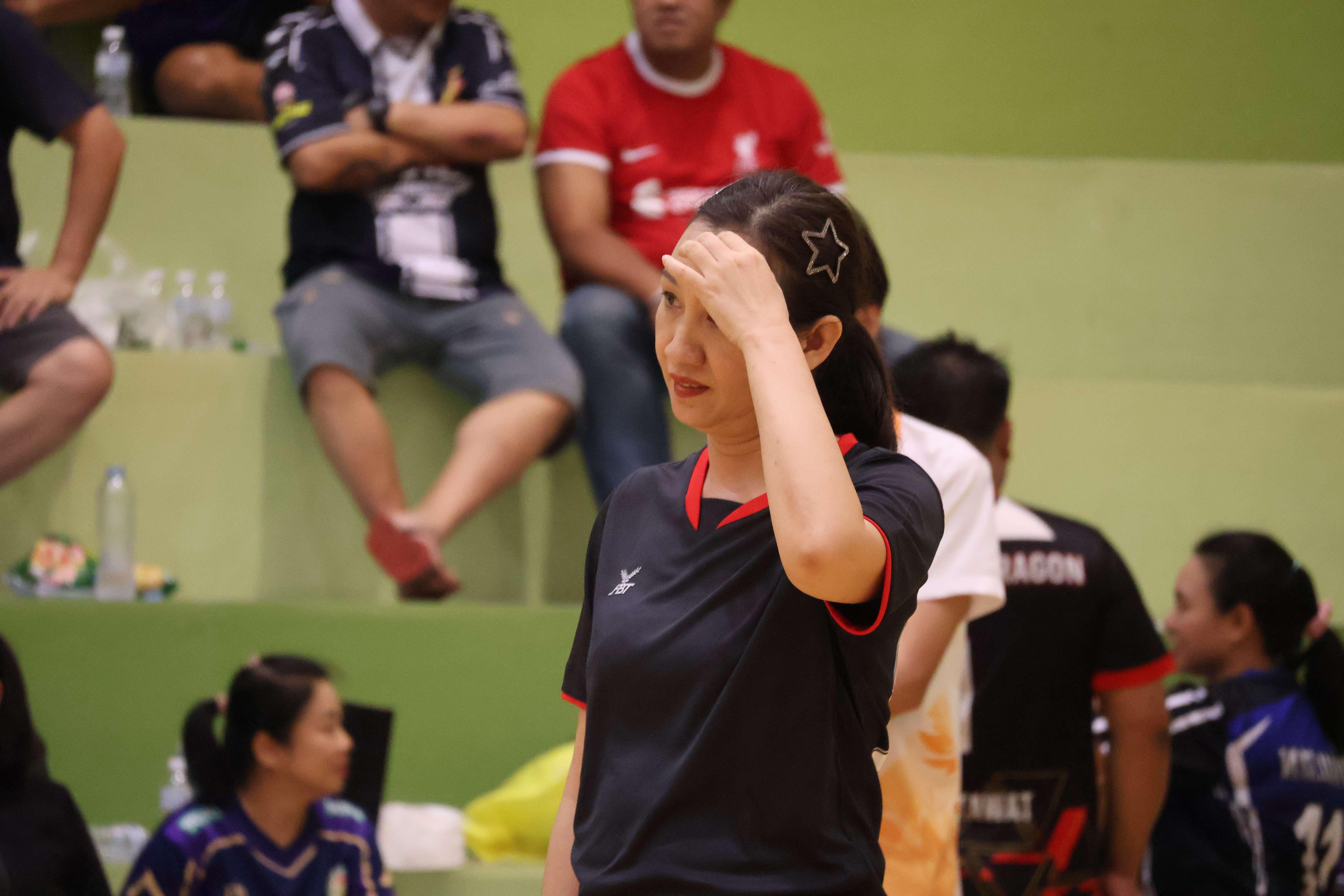 303. การแข่งขันกีฬาวอลเลย์บอลเชื่อมความสัมพันธ์ระหว่างหน่วยงาน คู่ที่ 1 - 8