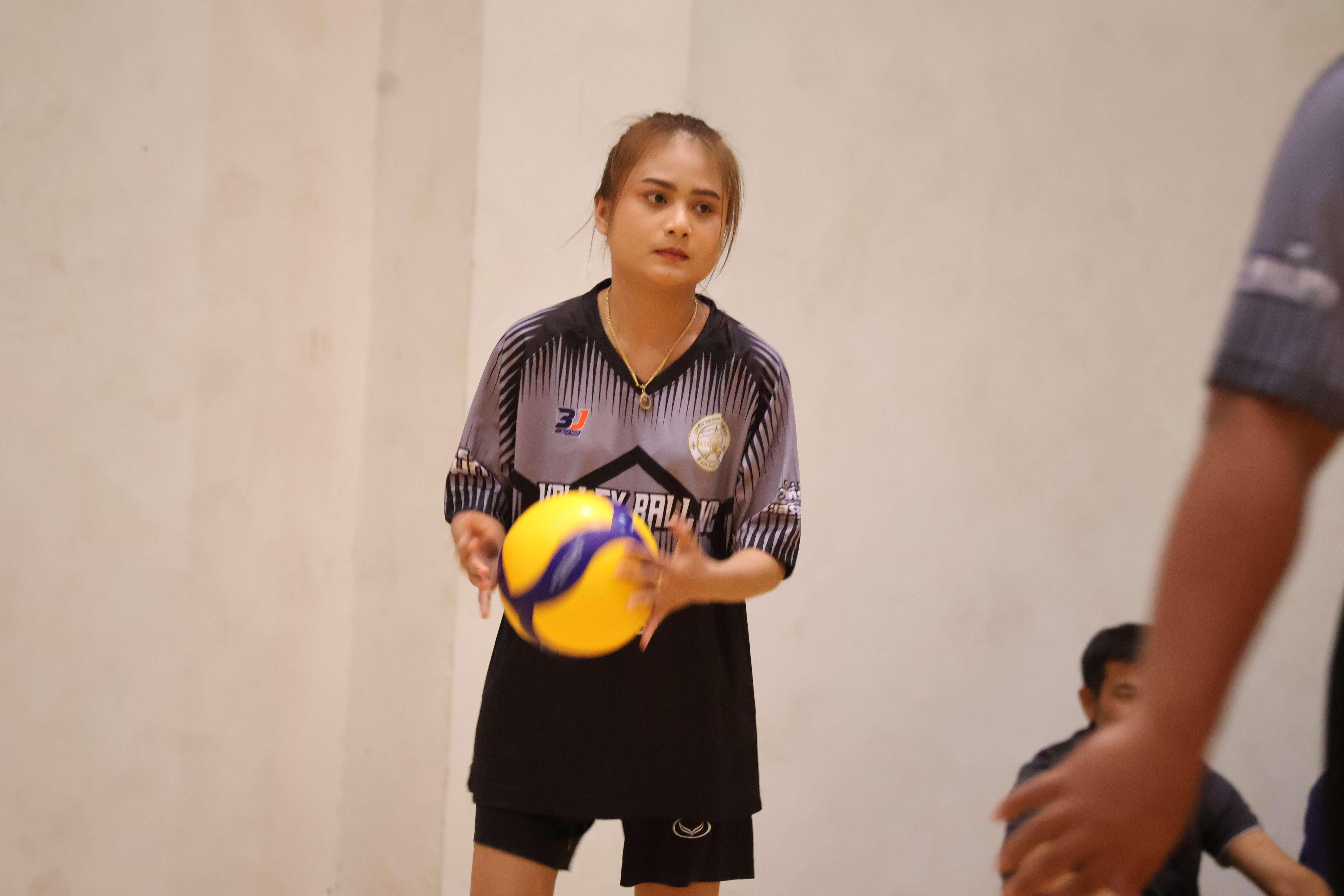 316. การแข่งขันกีฬาวอลเลย์บอลเชื่อมความสัมพันธ์ระหว่างหน่วยงาน คู่ที่ 1 - 8