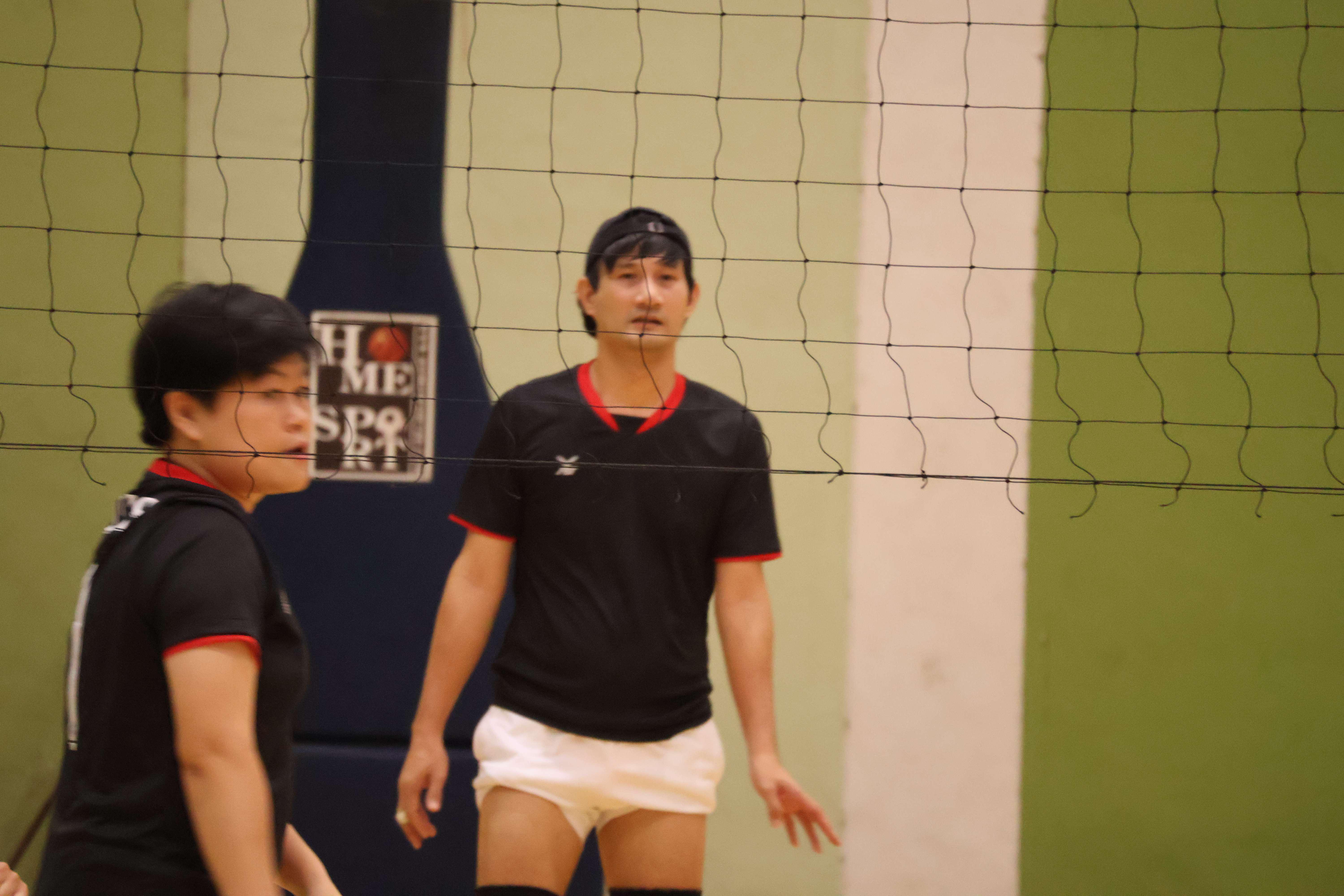 326. การแข่งขันกีฬาวอลเลย์บอลเชื่อมความสัมพันธ์ระหว่างหน่วยงาน คู่ที่ 1 - 8