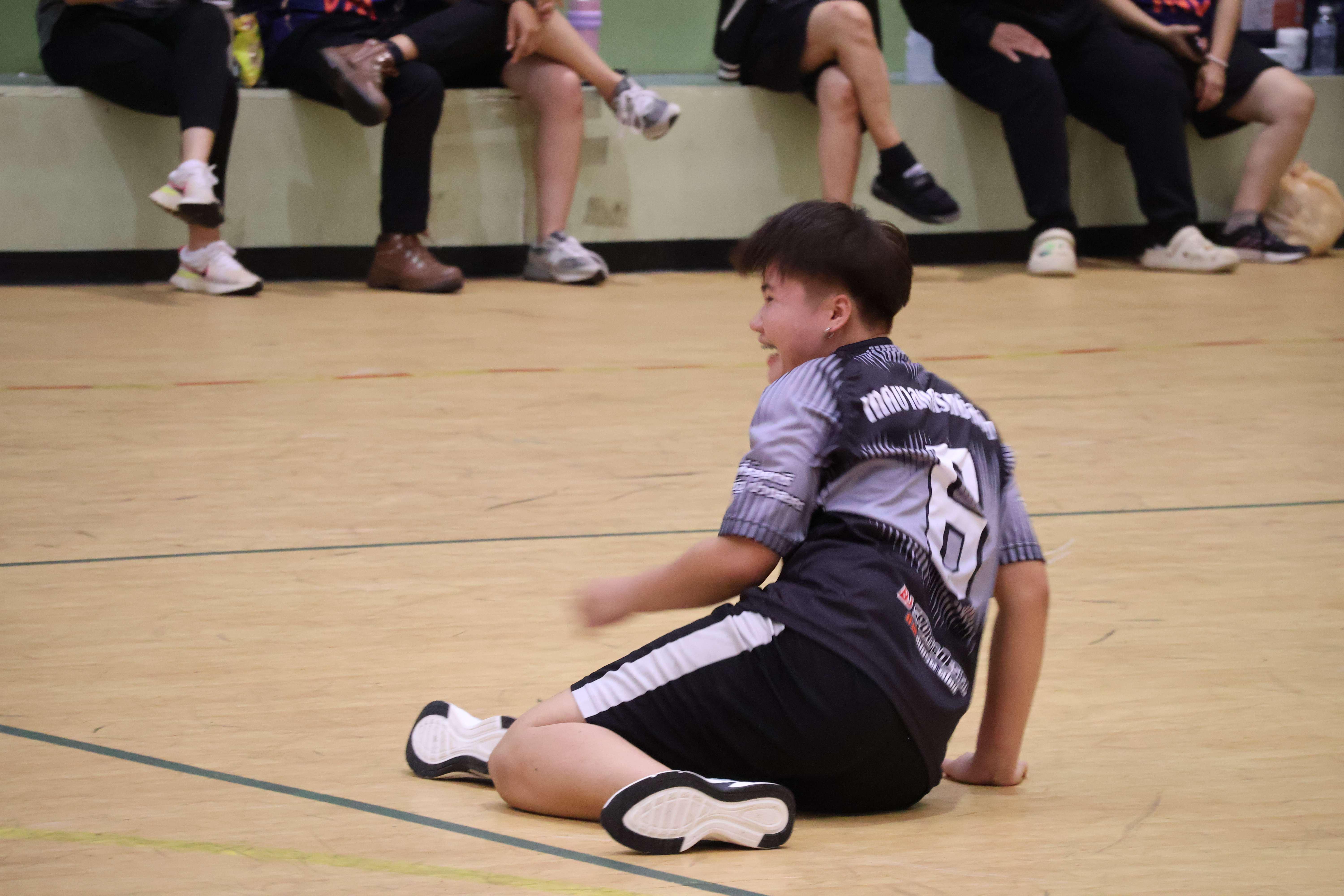 337. การแข่งขันกีฬาวอลเลย์บอลเชื่อมความสัมพันธ์ระหว่างหน่วยงาน คู่ที่ 1 - 8