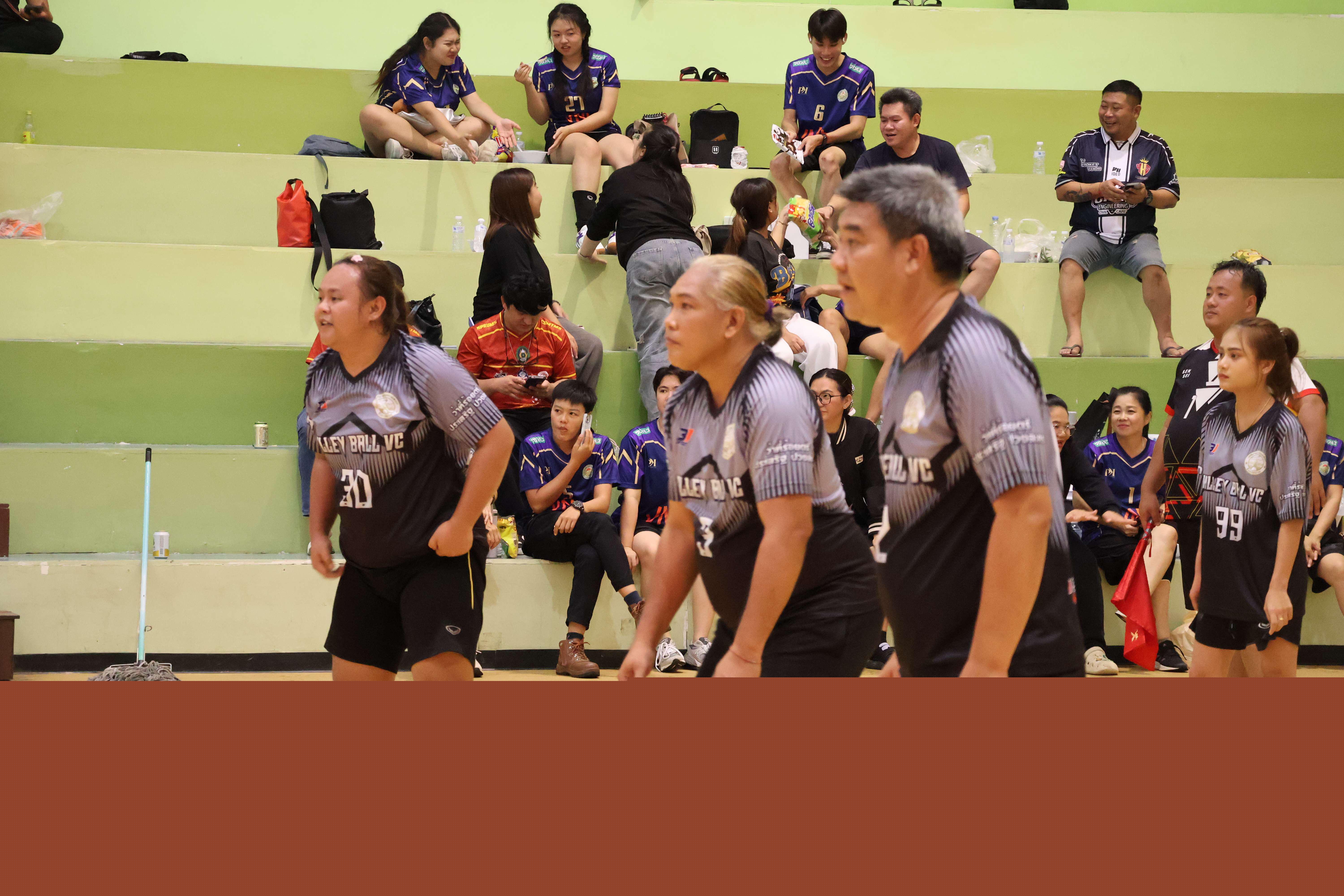 340. การแข่งขันกีฬาวอลเลย์บอลเชื่อมความสัมพันธ์ระหว่างหน่วยงาน คู่ที่ 1 - 8