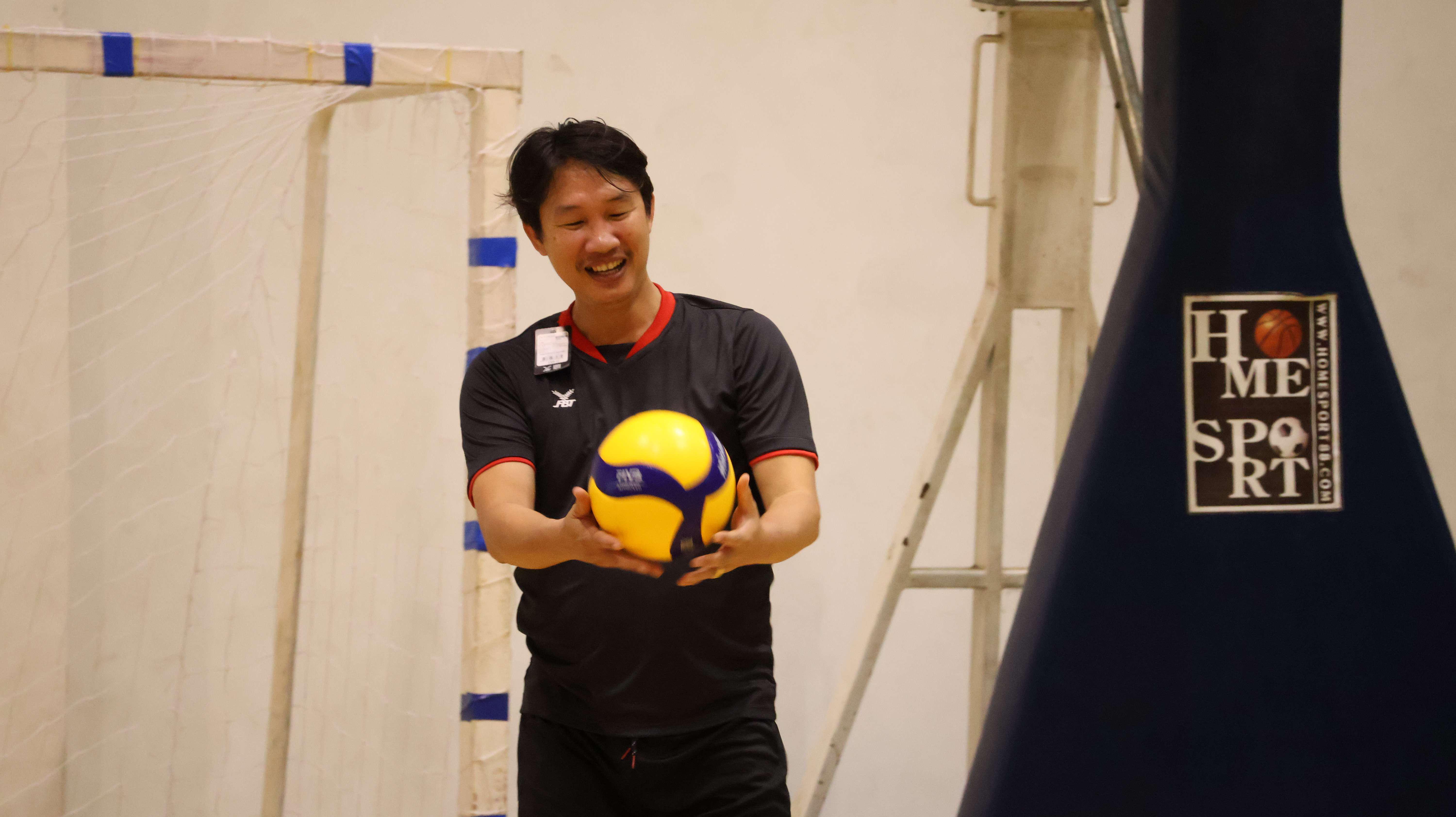 359. การแข่งขันกีฬาวอลเลย์บอลเชื่อมความสัมพันธ์ระหว่างหน่วยงาน คู่ที่ 1 - 8