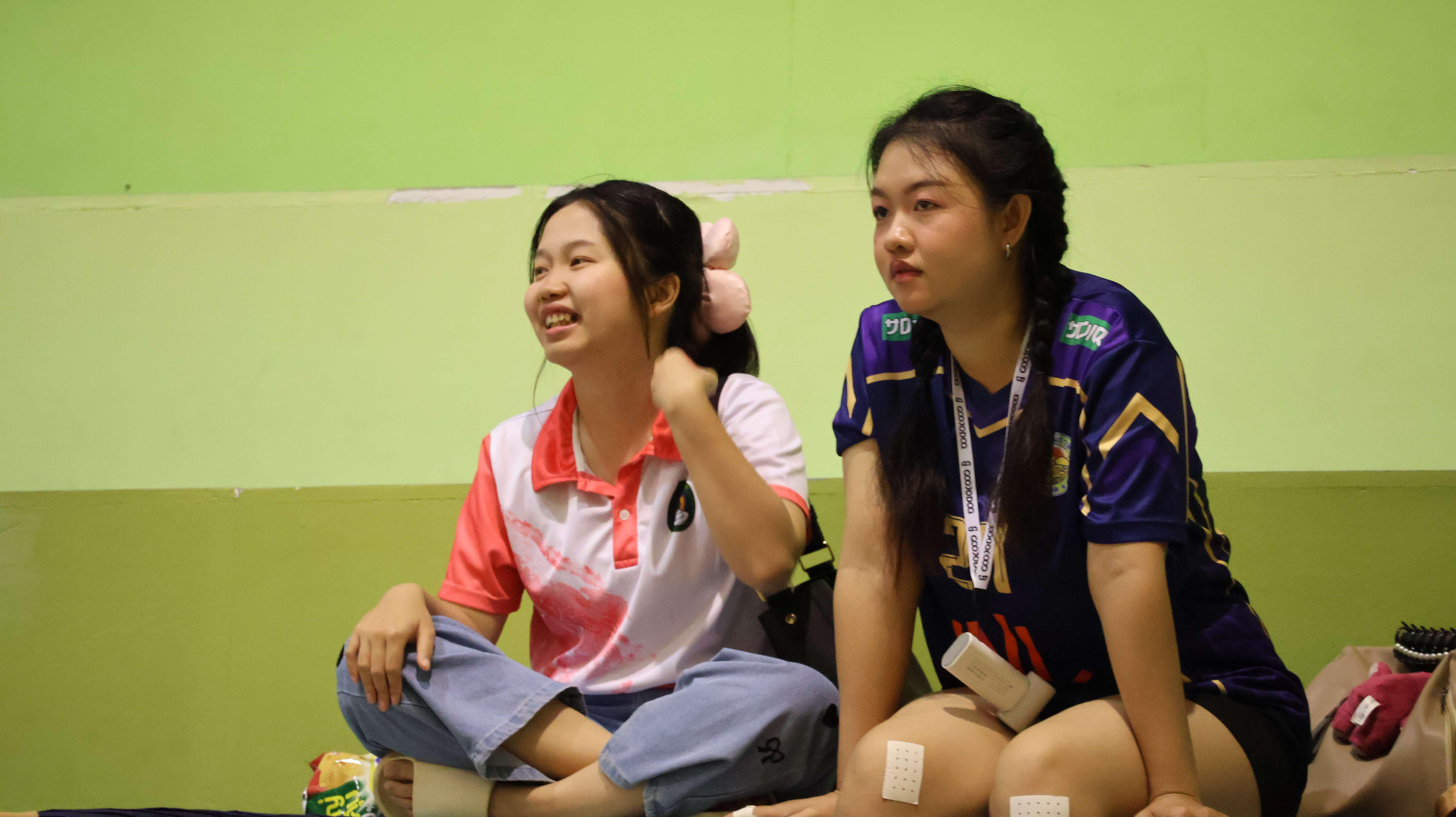 372. การแข่งขันกีฬาวอลเลย์บอลเชื่อมความสัมพันธ์ระหว่างหน่วยงาน คู่ที่ 1 - 8