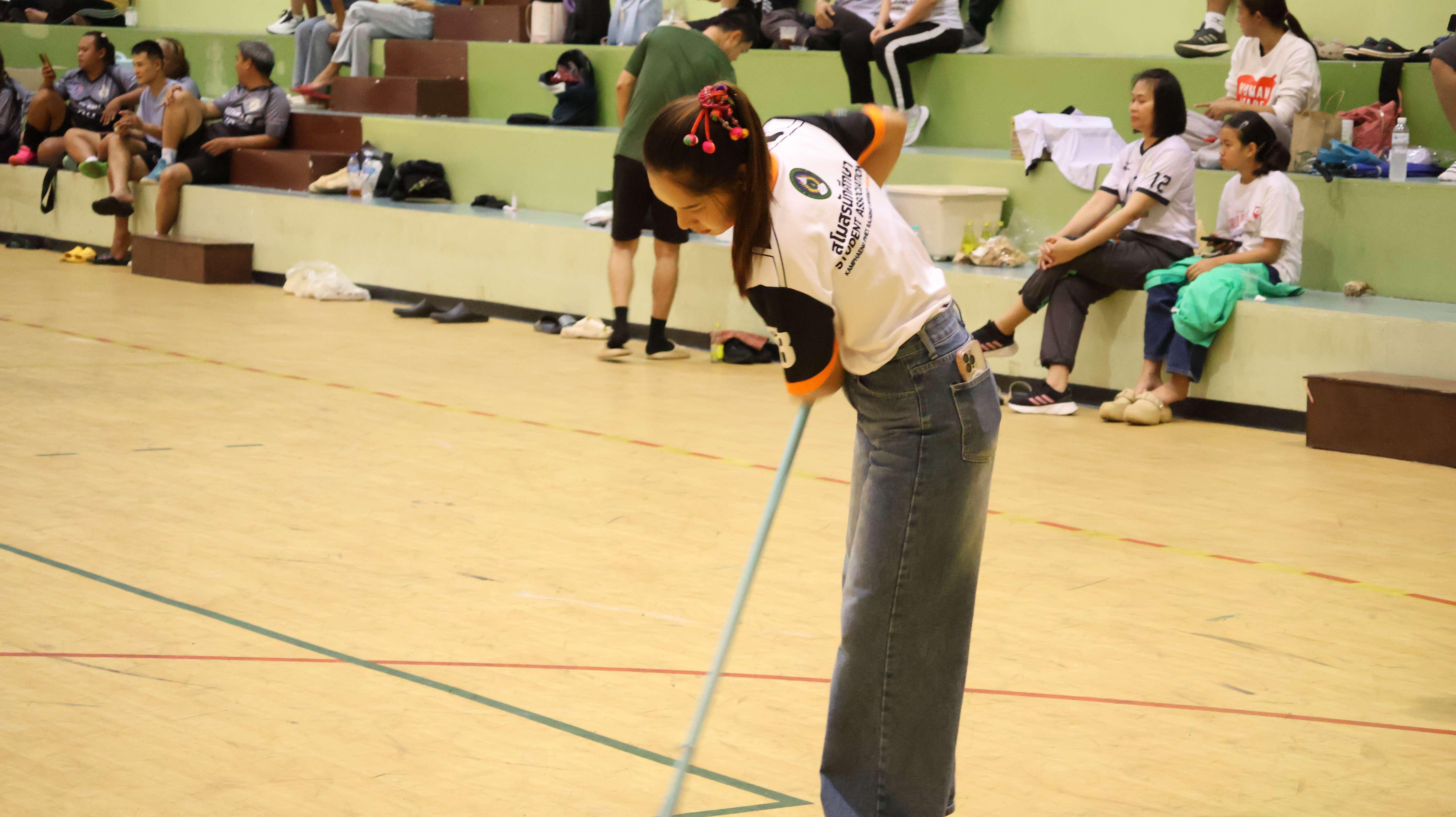 396. การแข่งขันกีฬาวอลเลย์บอลเชื่อมความสัมพันธ์ระหว่างหน่วยงาน คู่ที่ 1 - 8