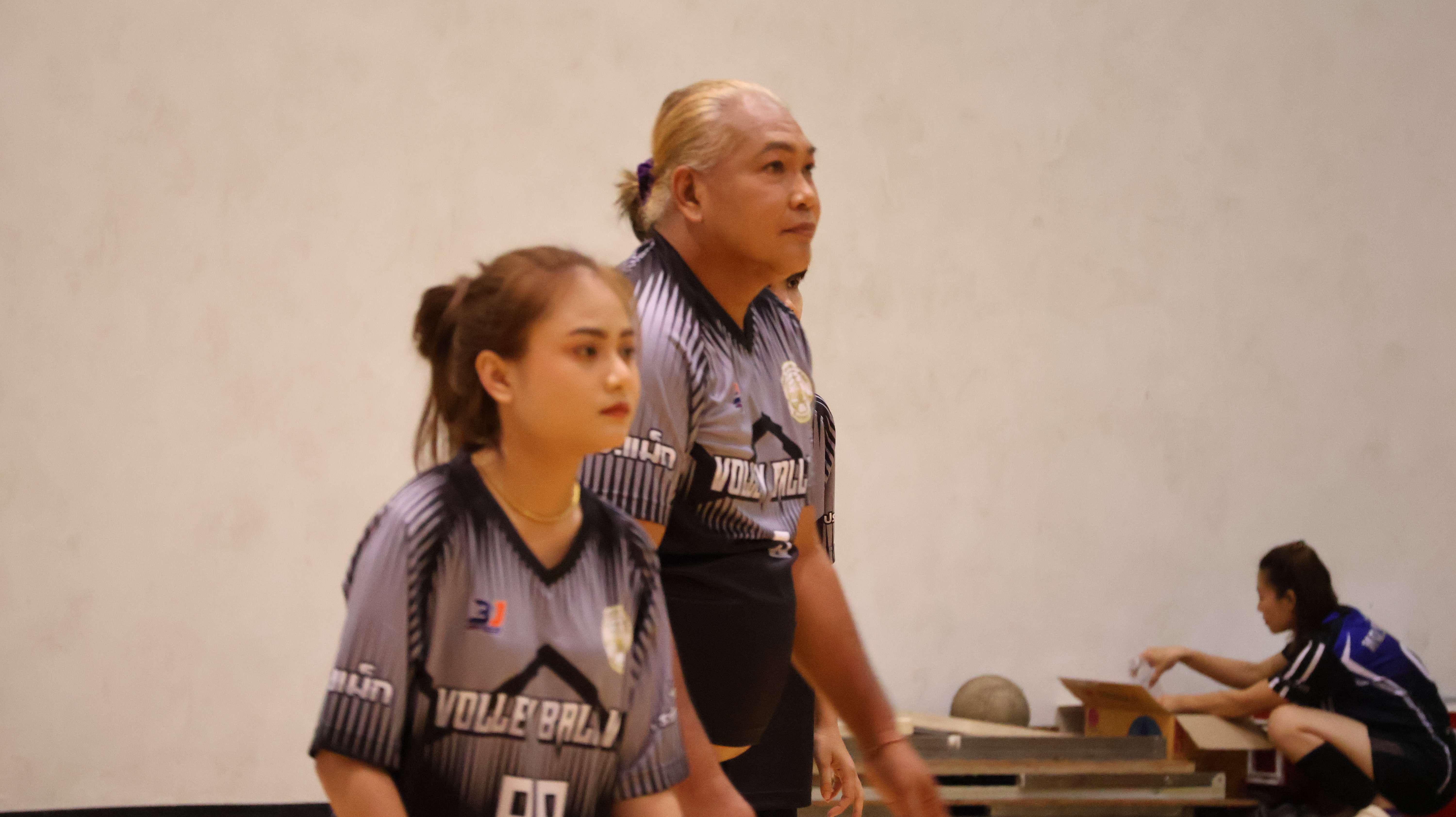 435. การแข่งขันกีฬาวอลเลย์บอลเชื่อมความสัมพันธ์ระหว่างหน่วยงาน คู่ที่ 1 - 8