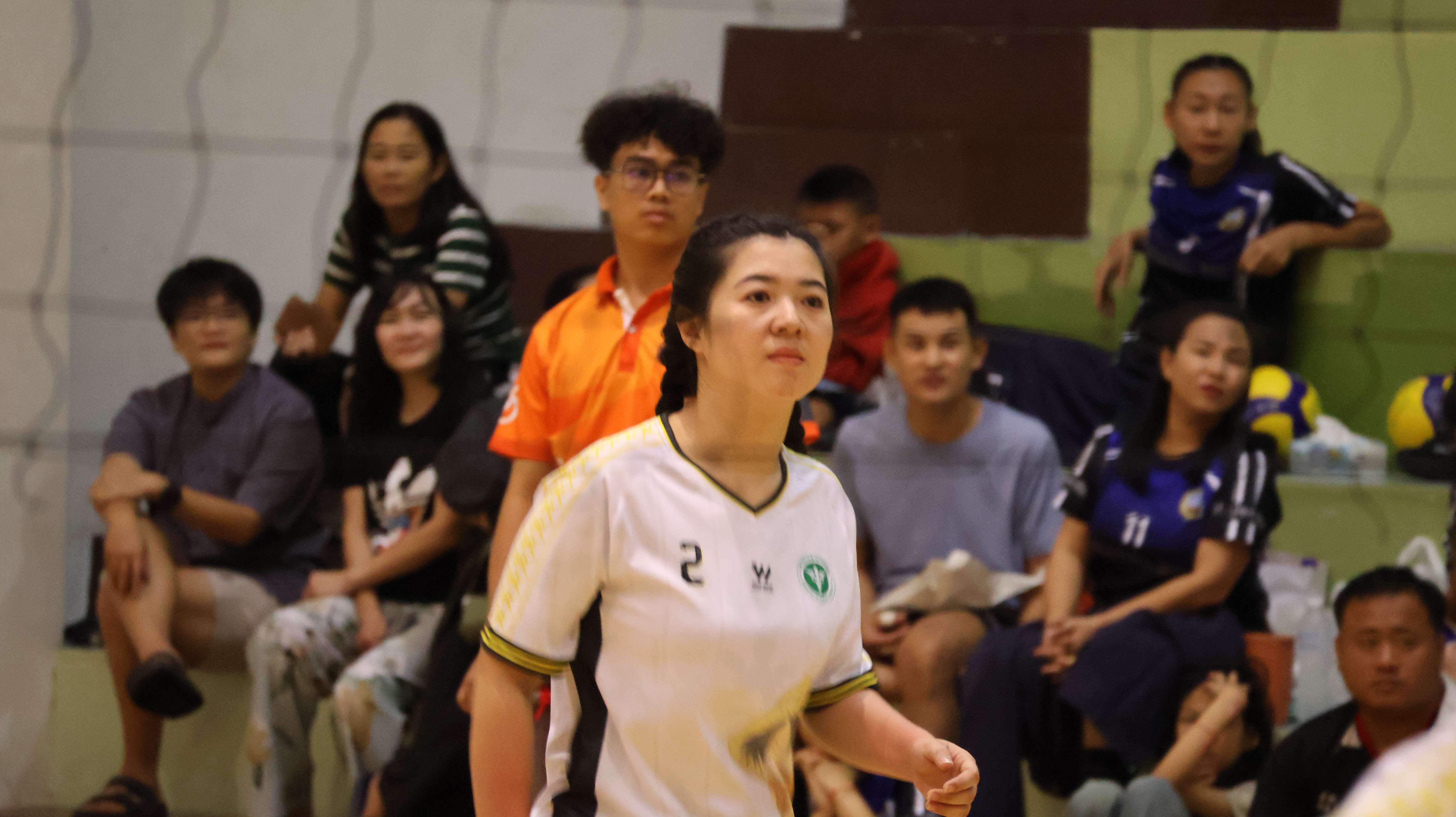 454. การแข่งขันกีฬาวอลเลย์บอลเชื่อมความสัมพันธ์ระหว่างหน่วยงาน คู่ที่ 1 - 8