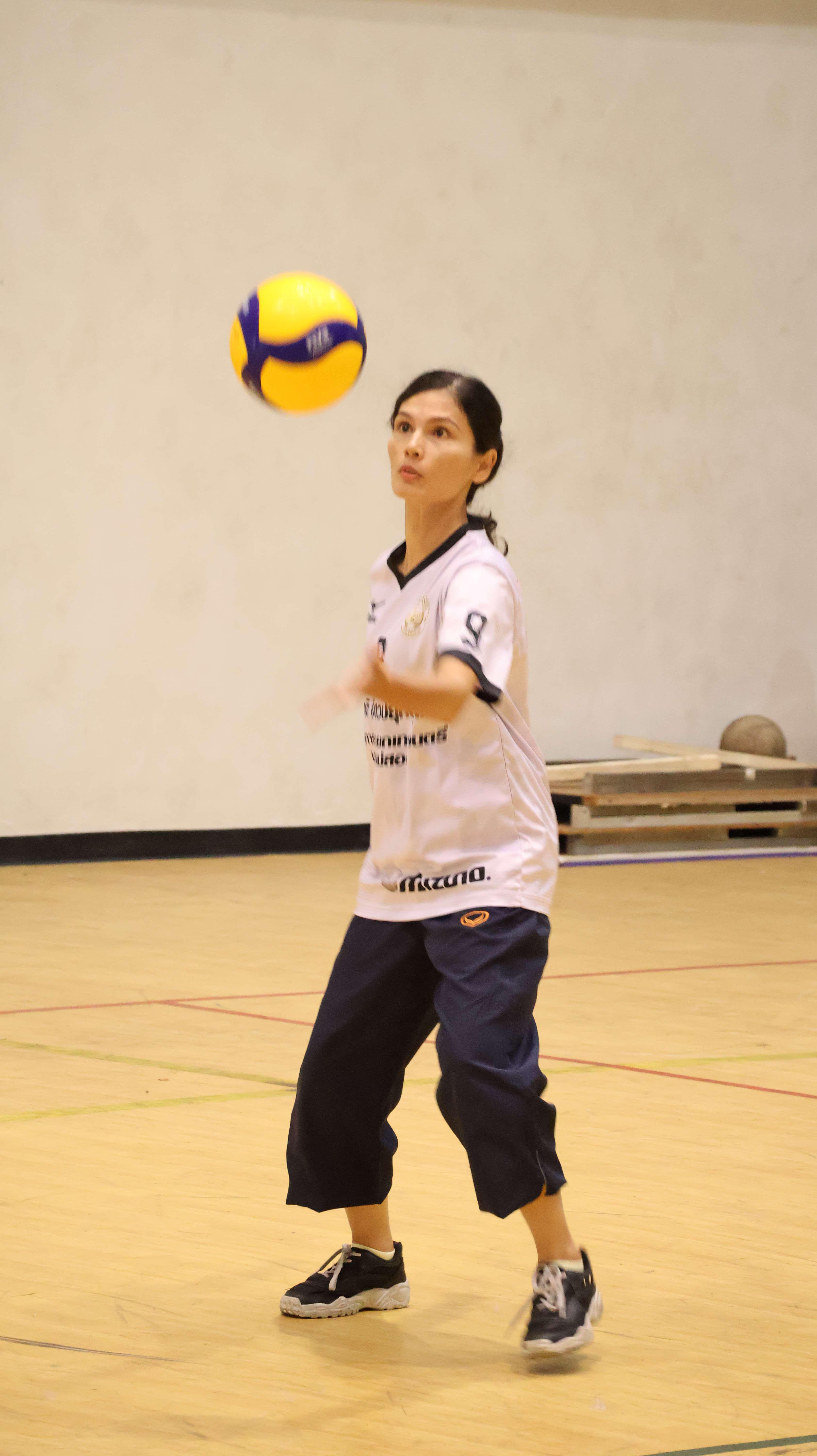 473. การแข่งขันกีฬาวอลเลย์บอลเชื่อมความสัมพันธ์ระหว่างหน่วยงาน คู่ที่ 1 - 8