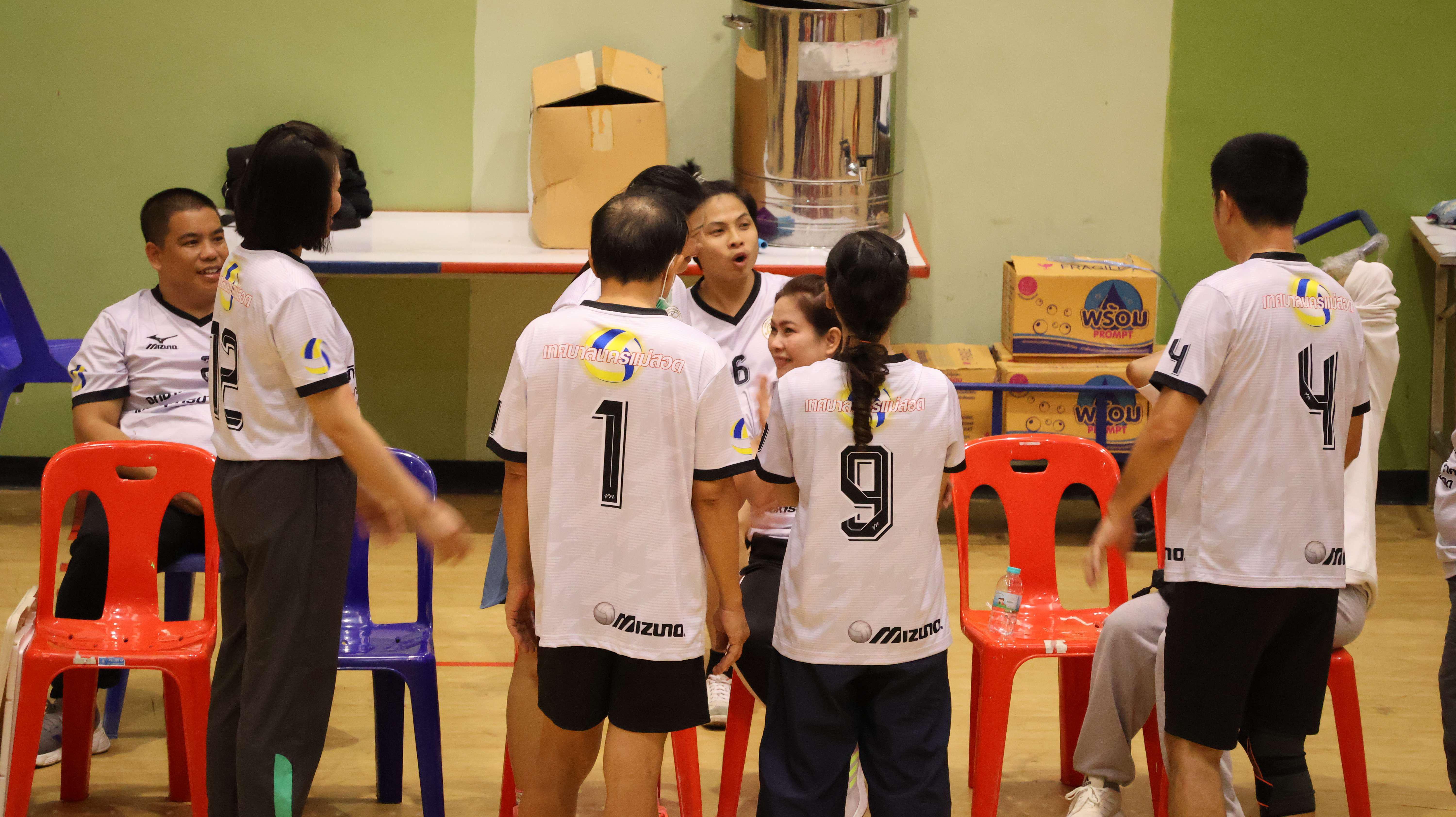 489. การแข่งขันกีฬาวอลเลย์บอลเชื่อมความสัมพันธ์ระหว่างหน่วยงาน คู่ที่ 1 - 8