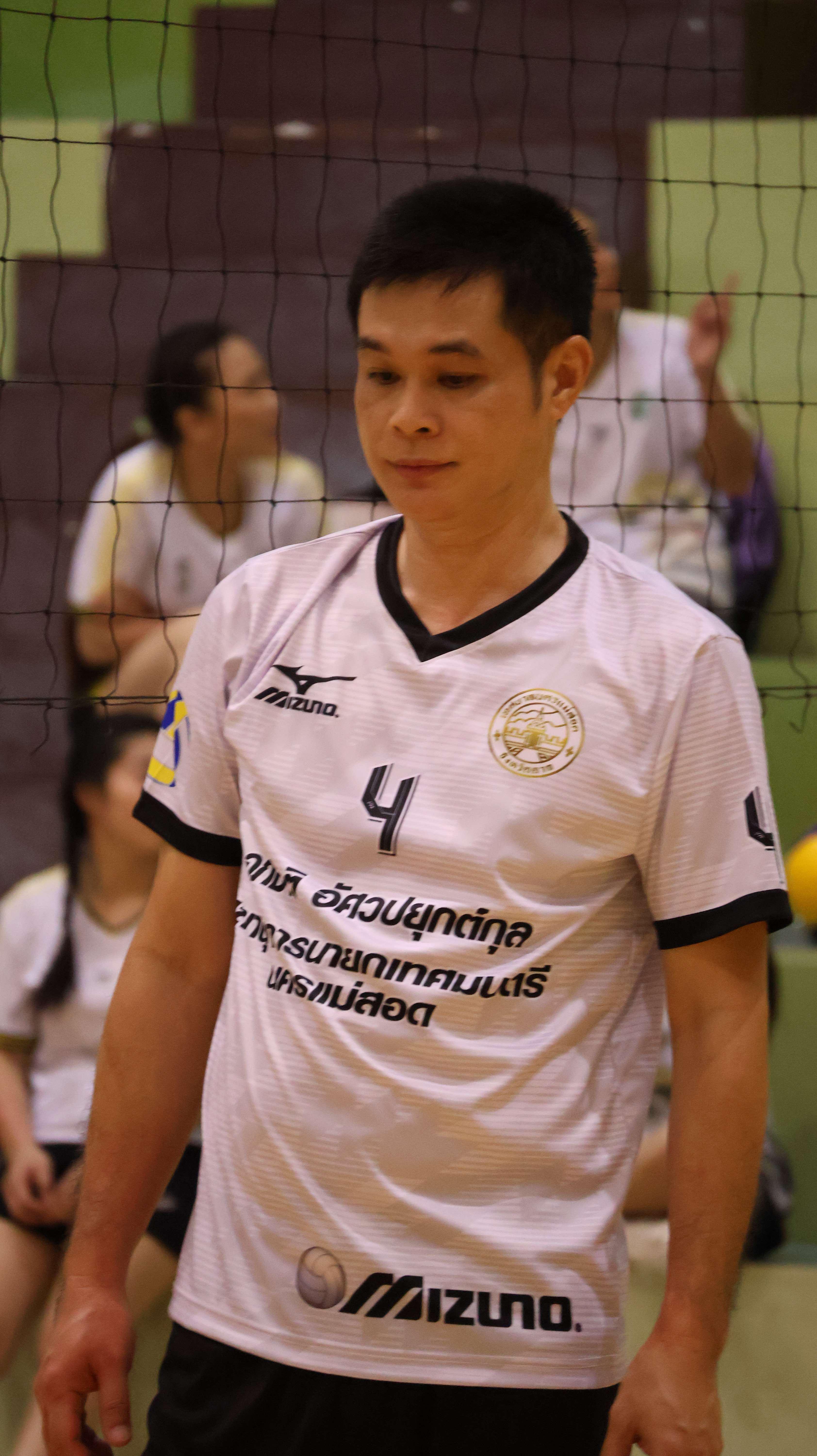 502. การแข่งขันกีฬาวอลเลย์บอลเชื่อมความสัมพันธ์ระหว่างหน่วยงาน คู่ที่ 1 - 8