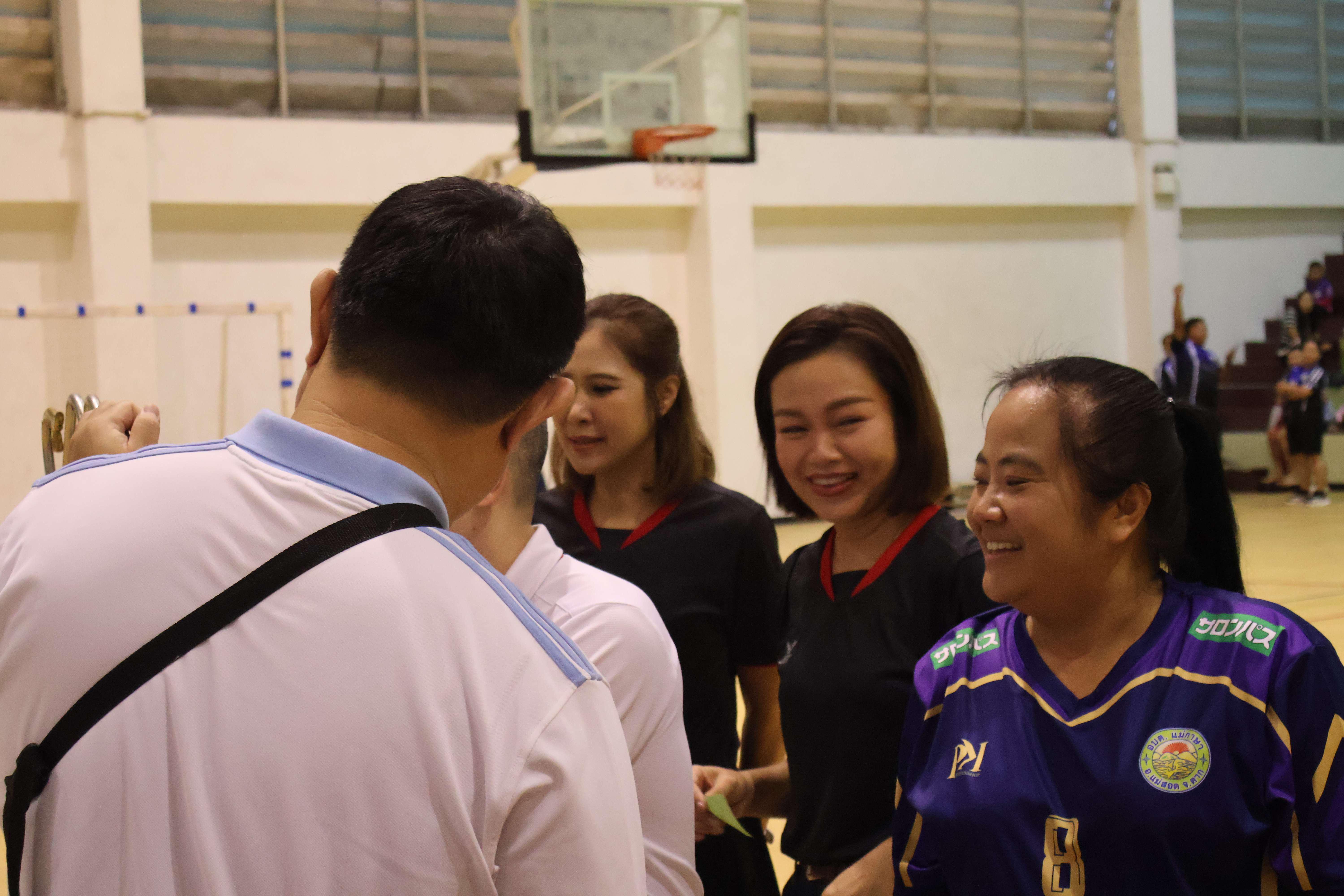 การแข่งขันกีฬาวอลเลย์บอลเชื่อมความสัมพันธ์ระหว่างหน่วยงาน คู่ที่ 1 - 8