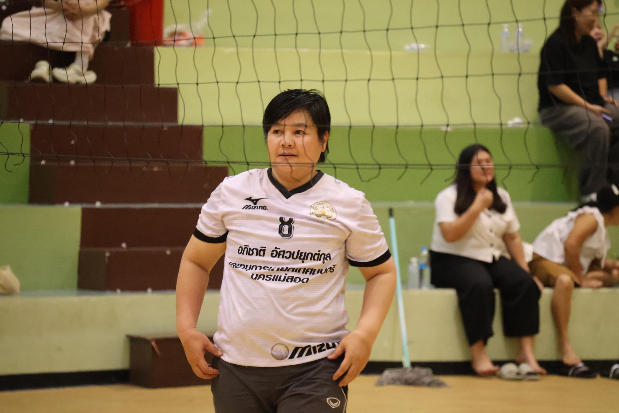 1. การแข่งขันกีฬาวอลเลย์บอลเชื่อมความสัมพันธ์ระหว่างหน่วยงาน คู่ที่ 9 - 15