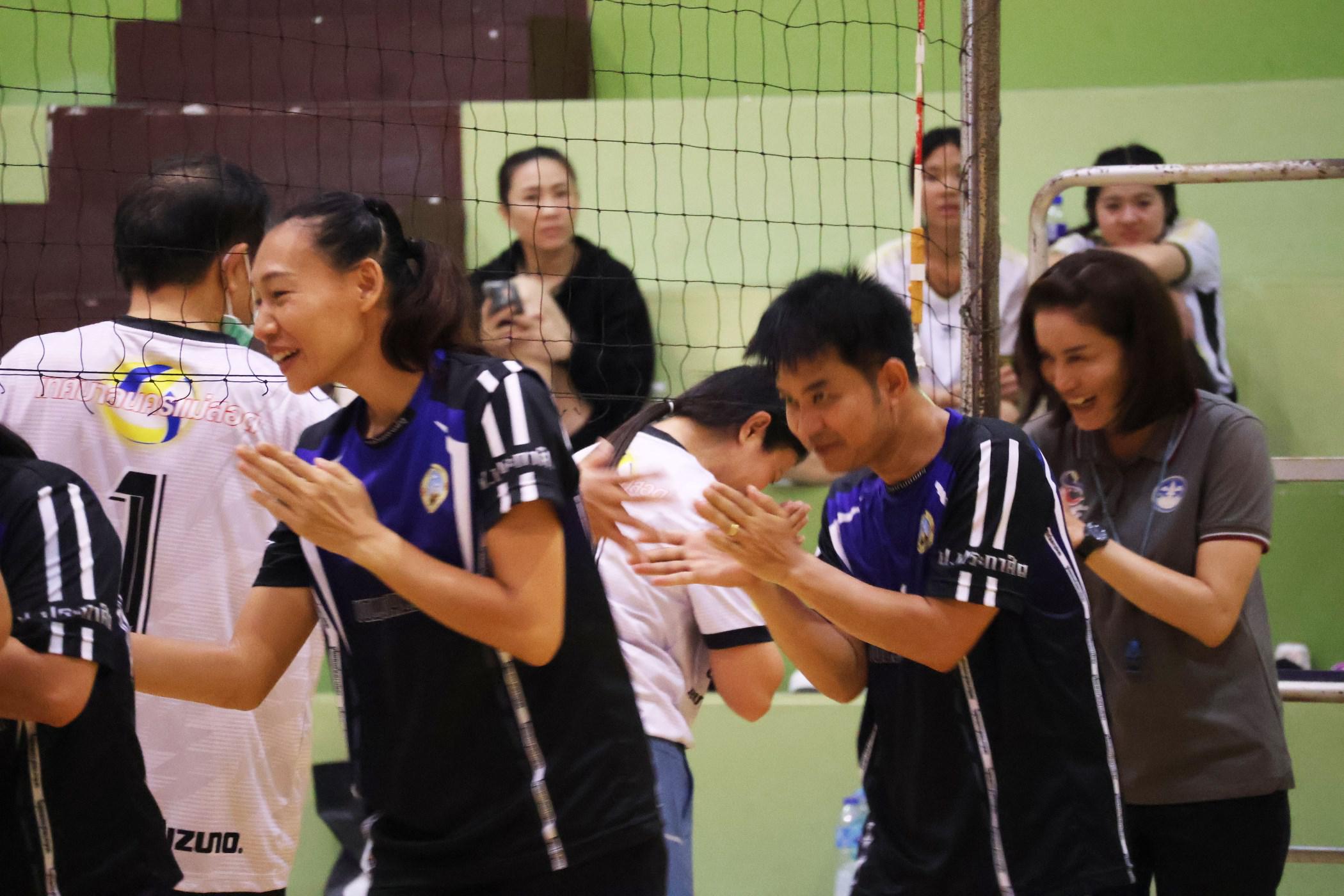 40. การแข่งขันกีฬาวอลเลย์บอลเชื่อมความสัมพันธ์ระหว่างหน่วยงาน คู่ที่ 9 - 15