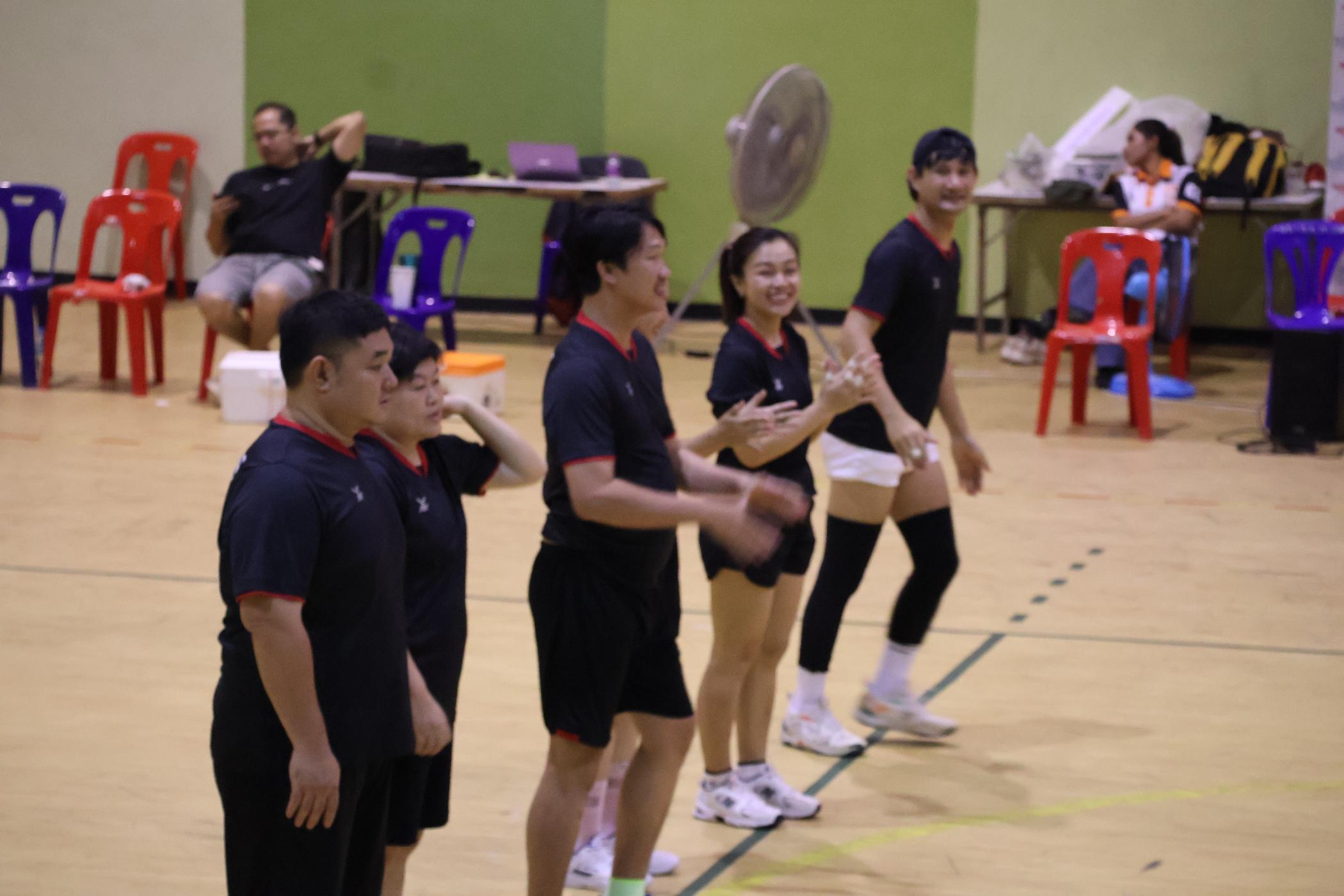 51. การแข่งขันกีฬาวอลเลย์บอลเชื่อมความสัมพันธ์ระหว่างหน่วยงาน คู่ที่ 9 - 15