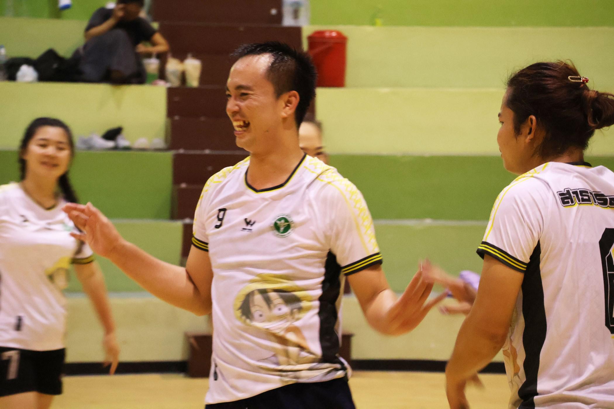 101. การแข่งขันกีฬาวอลเลย์บอลเชื่อมความสัมพันธ์ระหว่างหน่วยงาน คู่ที่ 9 - 15