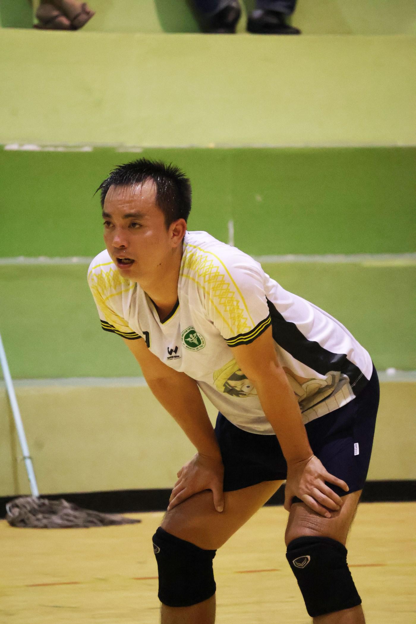 105. การแข่งขันกีฬาวอลเลย์บอลเชื่อมความสัมพันธ์ระหว่างหน่วยงาน คู่ที่ 9 - 15