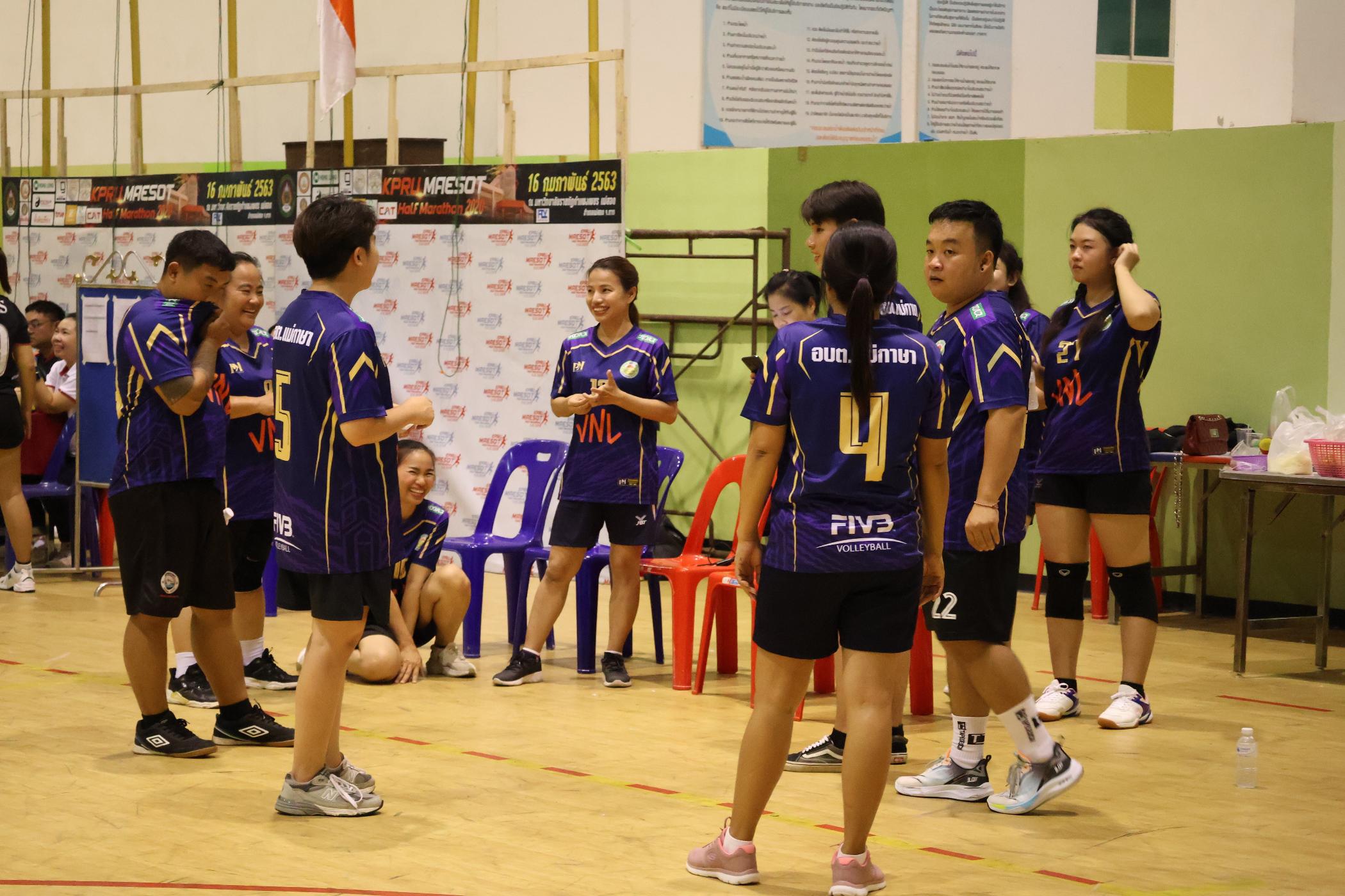 137. การแข่งขันกีฬาวอลเลย์บอลเชื่อมความสัมพันธ์ระหว่างหน่วยงาน คู่ที่ 9 - 15