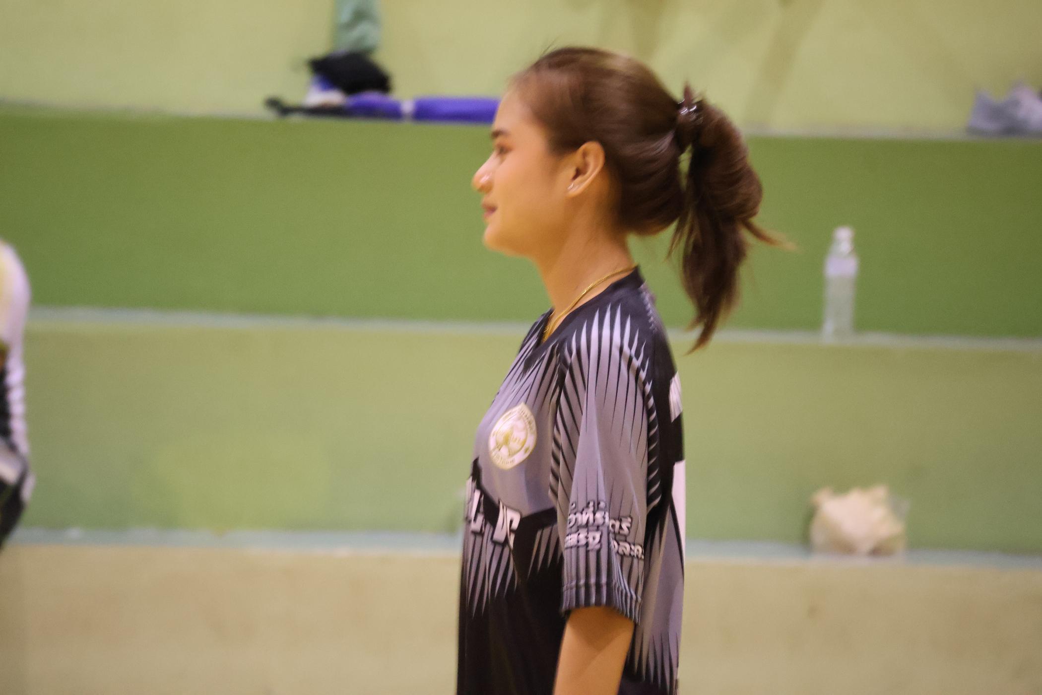 172. การแข่งขันกีฬาวอลเลย์บอลเชื่อมความสัมพันธ์ระหว่างหน่วยงาน คู่ที่ 9 - 15