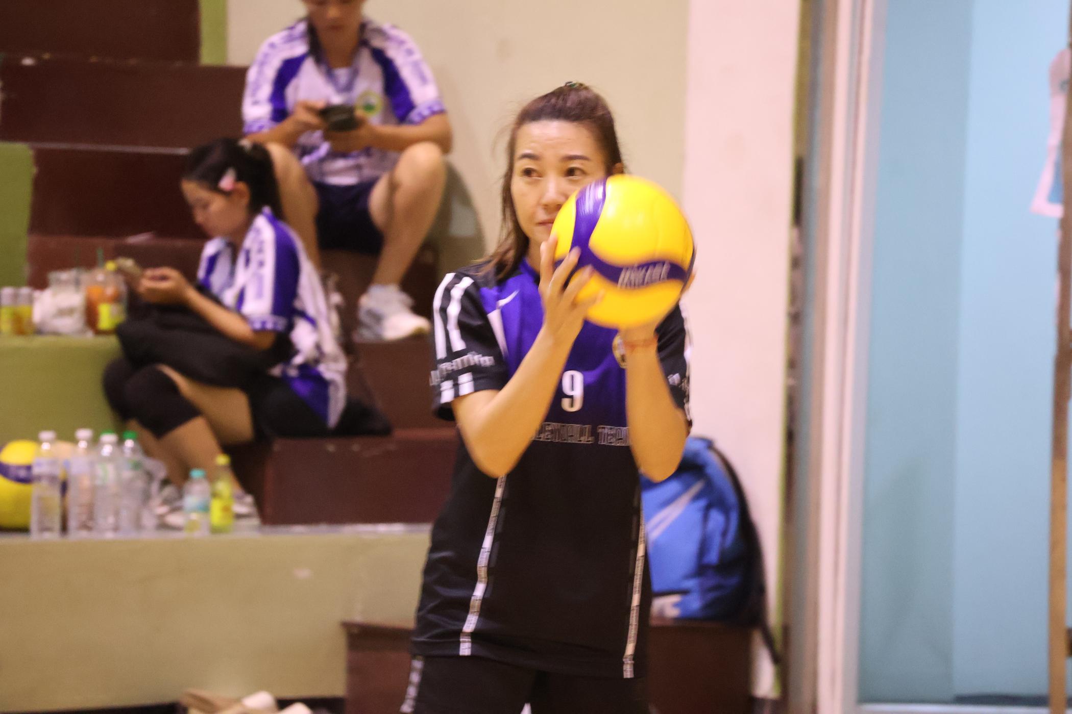 234. การแข่งขันกีฬาวอลเลย์บอลเชื่อมความสัมพันธ์ระหว่างหน่วยงาน คู่ที่ 9 - 15