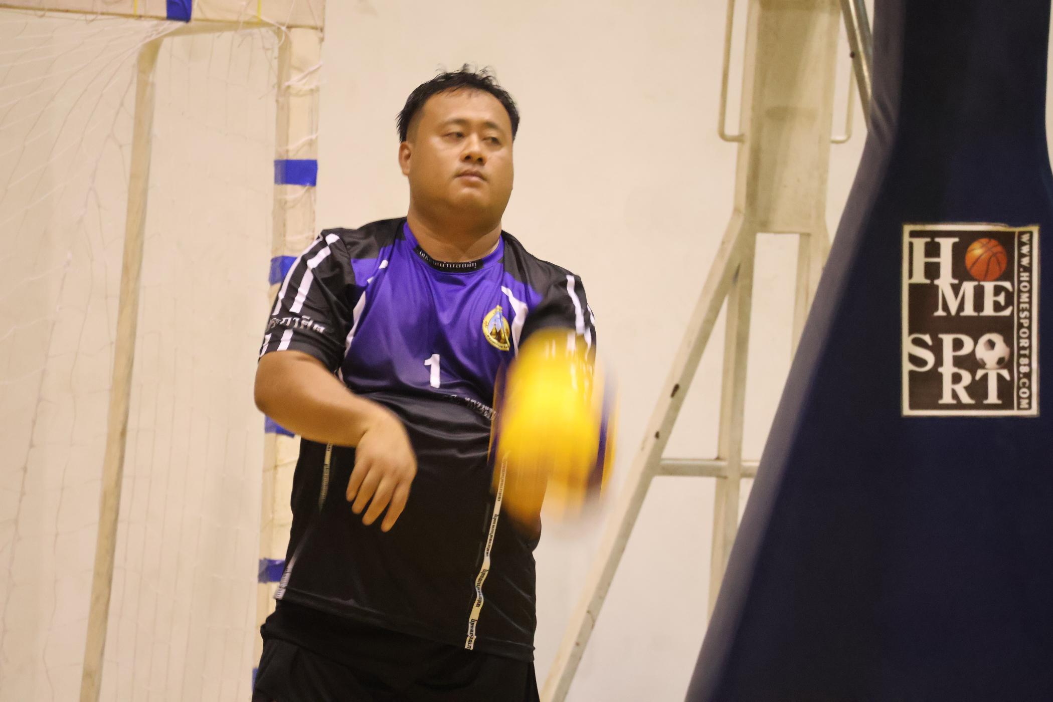 270. การแข่งขันกีฬาวอลเลย์บอลเชื่อมความสัมพันธ์ระหว่างหน่วยงาน คู่ที่ 9 - 15