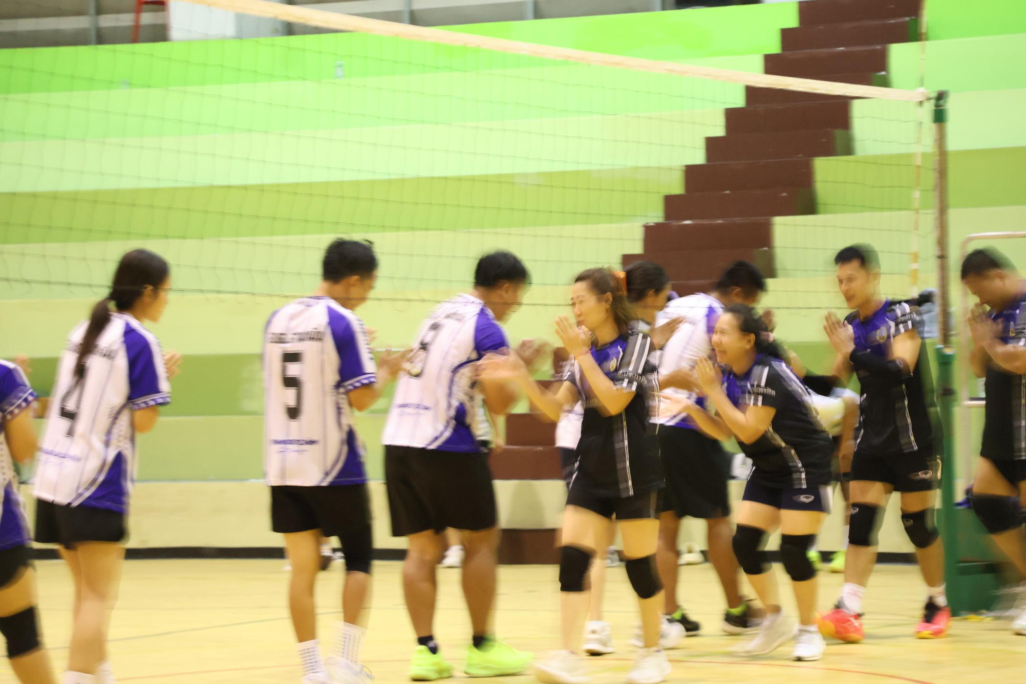 287. การแข่งขันกีฬาวอลเลย์บอลเชื่อมความสัมพันธ์ระหว่างหน่วยงาน คู่ที่ 9 - 15