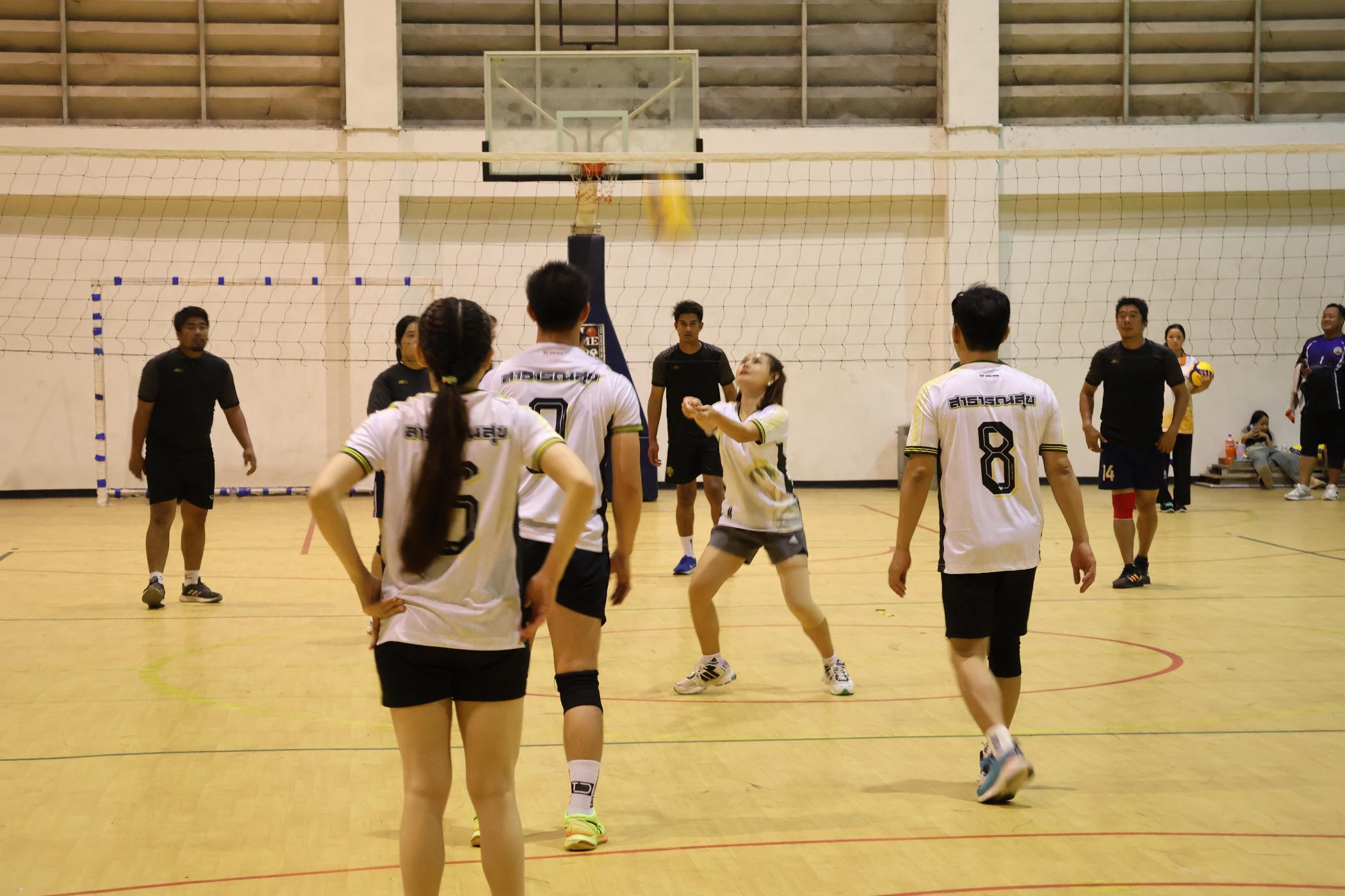 317. การแข่งขันกีฬาวอลเลย์บอลเชื่อมความสัมพันธ์ระหว่างหน่วยงาน คู่ที่ 9 - 15