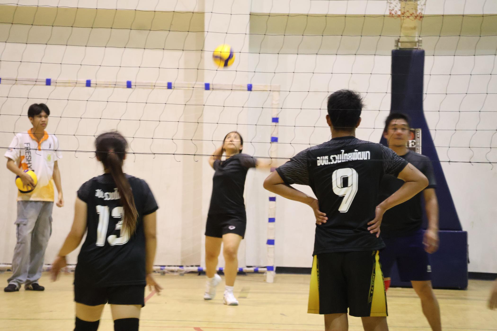 328. การแข่งขันกีฬาวอลเลย์บอลเชื่อมความสัมพันธ์ระหว่างหน่วยงาน คู่ที่ 9 - 15