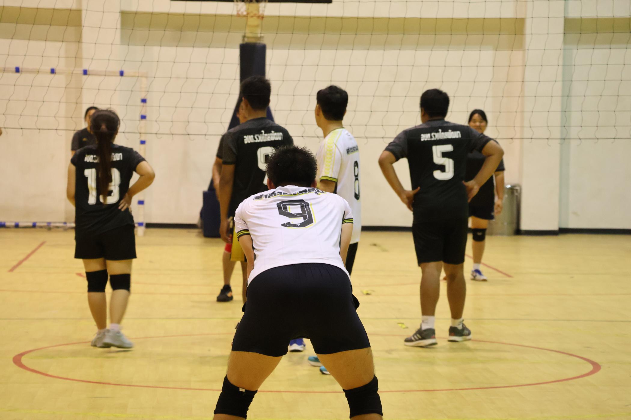 329. การแข่งขันกีฬาวอลเลย์บอลเชื่อมความสัมพันธ์ระหว่างหน่วยงาน คู่ที่ 9 - 15