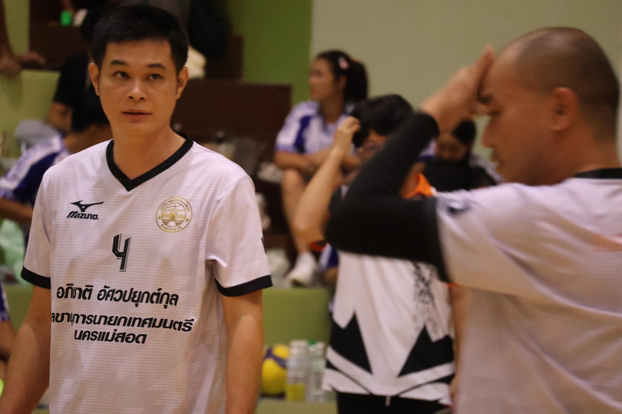 การแข่งขันกีฬาวอลเลย์บอลเชื่อมความสัมพันธ์ระหว่างหน่วยงาน คู่ที่ 9 - 15