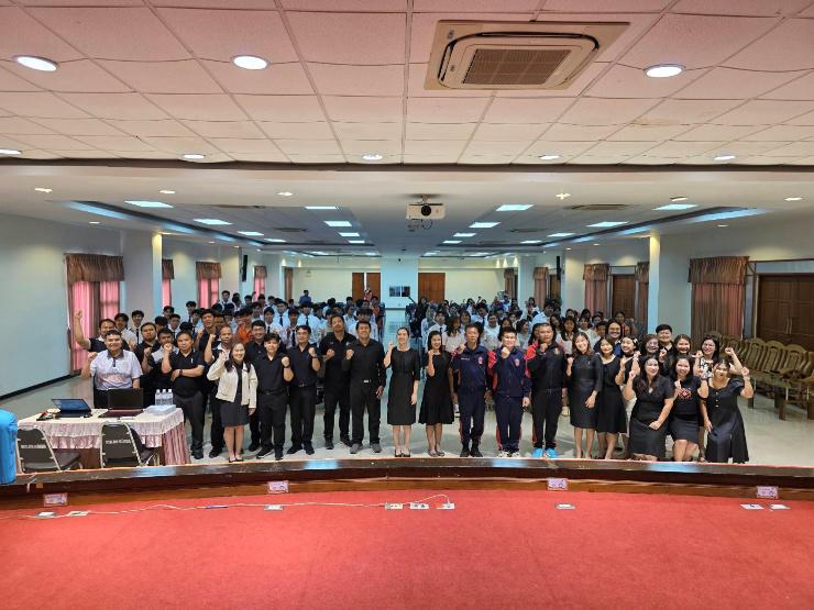 บริการและสวัสดิการนักศึกษา ฝ่ายพยาบาล มหาวิทยาลัยราชภัฏกำแพงเพชร แม่สอด ได้จัดกิจกรรมการซ้อมแผนอพยพกรณีแผ่นดินไหว