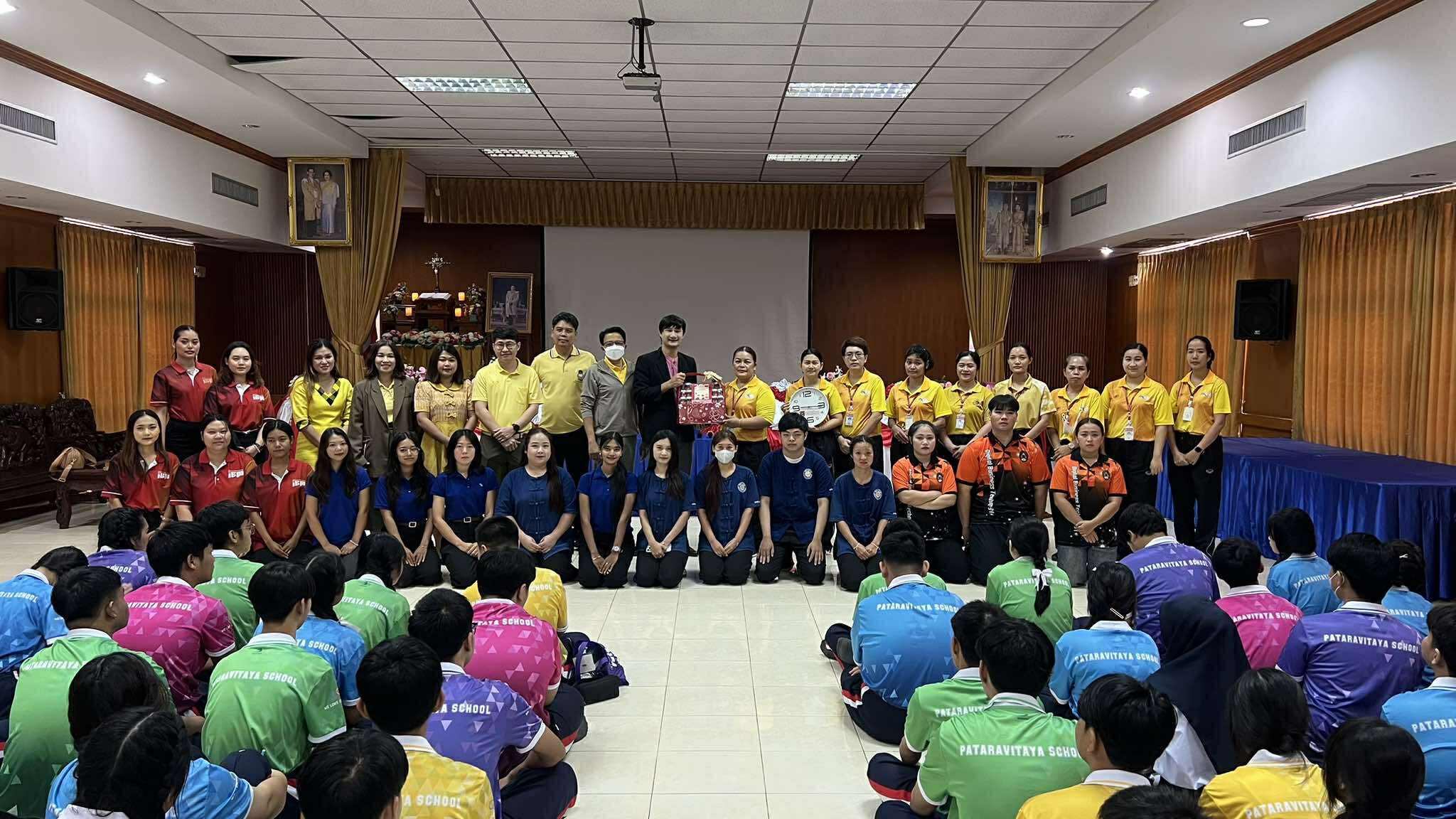 ประชาสัมพันธ์หลักสูตรและแนะแนวการศึกษาเชิงรุก โรงเรียนภัทรวิทยา