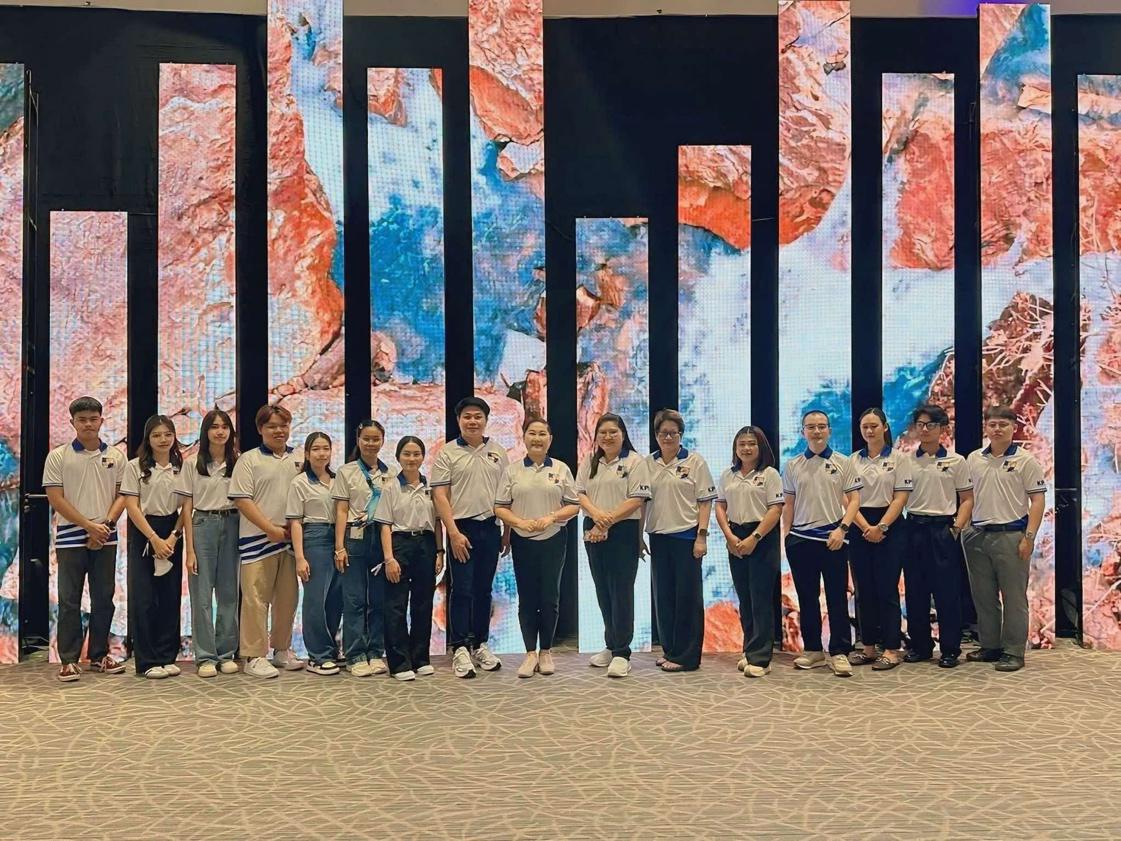 นักศึกษาและอาจารย์สาขาการจัดการธุรกิจระหว่างประเทศ มหาวิทยาลัยราชภัฏกำแพงเพชร แม่สอด ร่วมงาน SITE 2025 (Startup x Innovation Thailand Expo 2025) เวทีนวัตกรรมระดับภูมิภาค จุดพลังนวัตกรรมและสตาร์ตอัปไทยสู่เวทีโลก