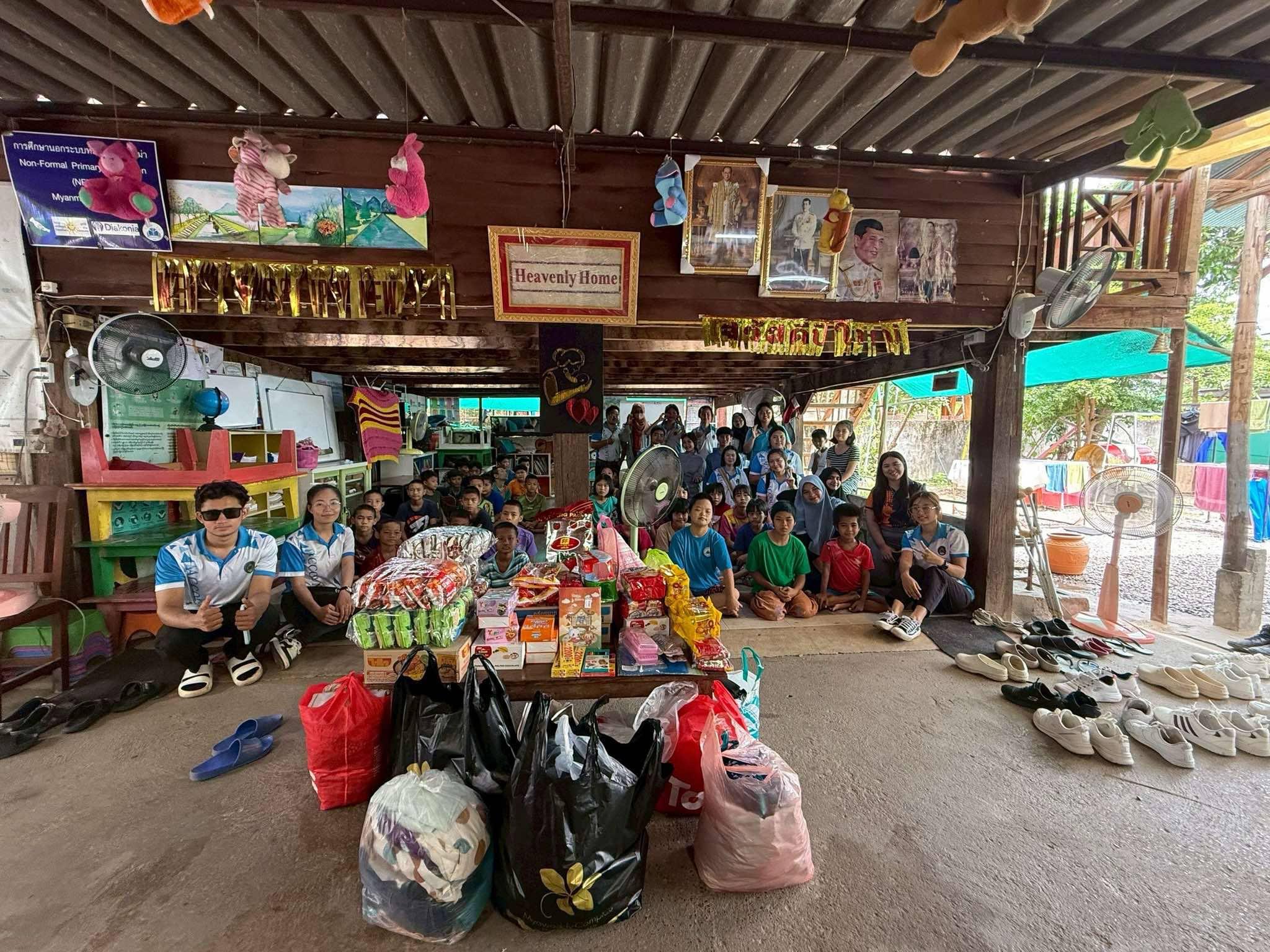 โปรแกรมวิชาการบัญชี มหาวิทยาลัยราชภัฏกำแพงเพชร แม่สอด จัดกิจกรรม "มองความหวัง ส่งต่อความรัก Sharing Love, Changing Lives"