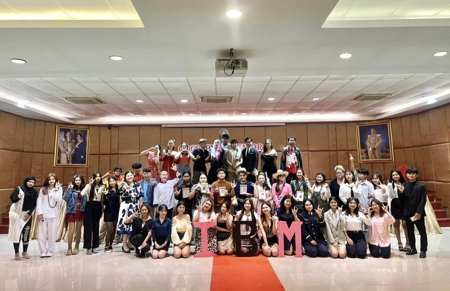 สาขาการจัดการธุรกิจระหว่างประเทศ จัดงาน “IBM Goodbye Senior 2025” ส่งต่อความทรงจำและสายสัมพันธ์ระหว่างรุ่น