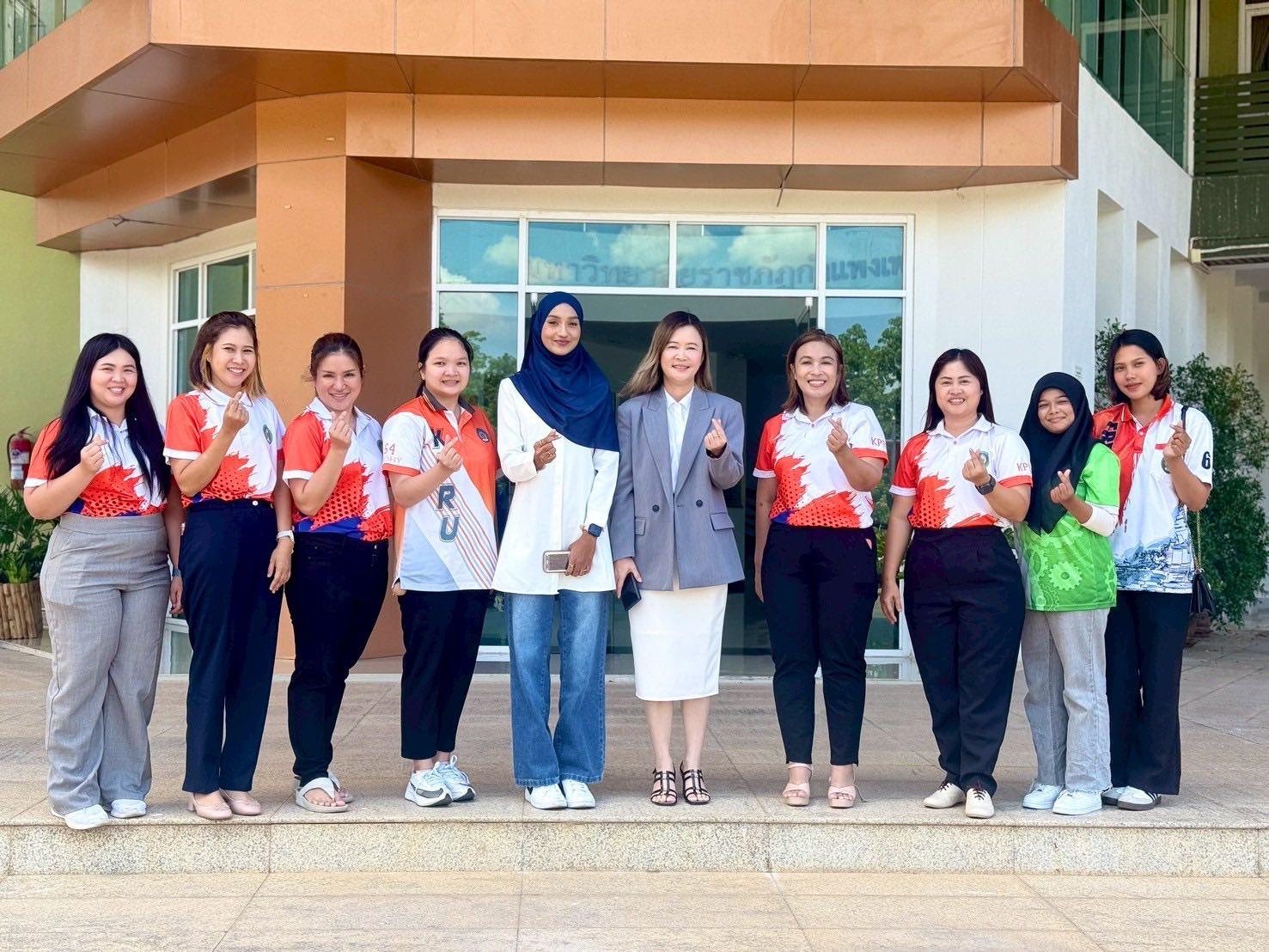 การจัดกิจกรรมวิพากษ์หลักสูตรบัญชีบัณฑิต