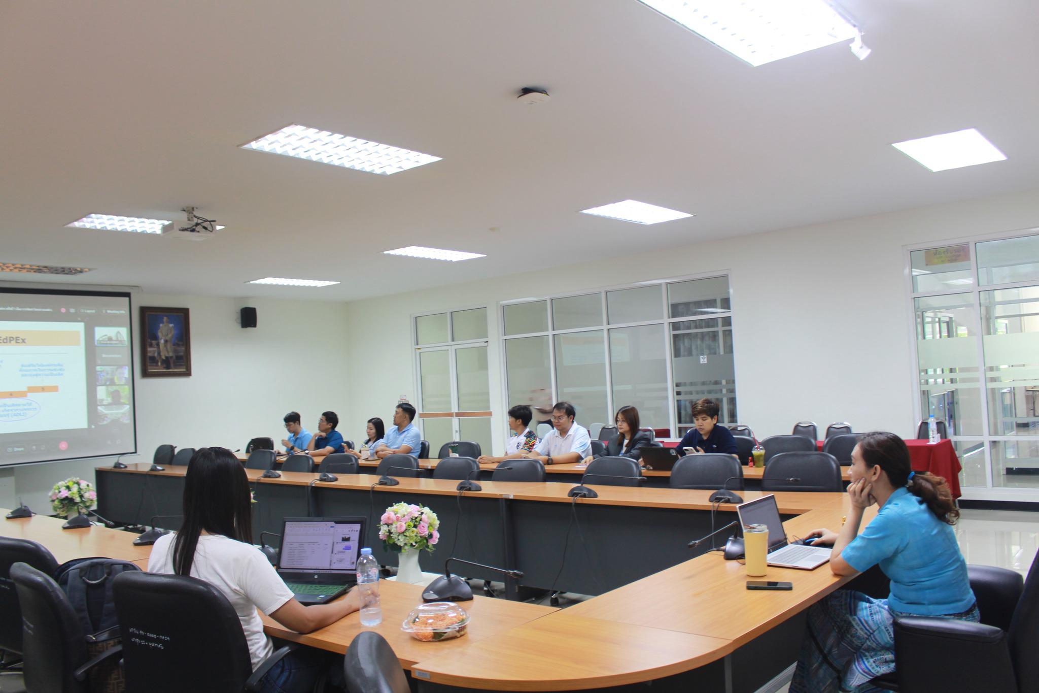 ประชุมการขับเคลื่อนการประกันคุณภาพการศึกษาตามเกณฑ์ EdPEx